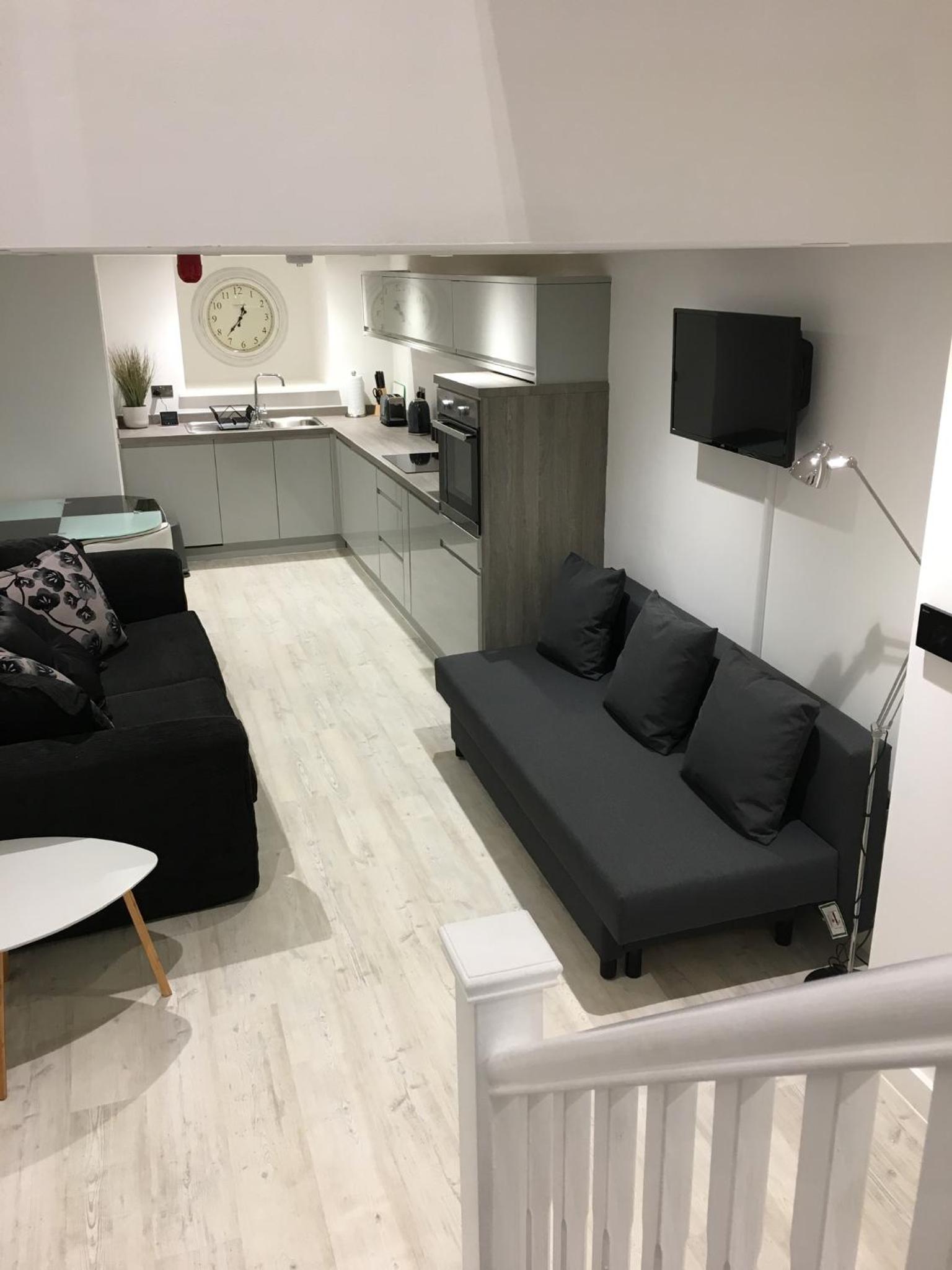 One-Bedroom Apartment - Photo 31