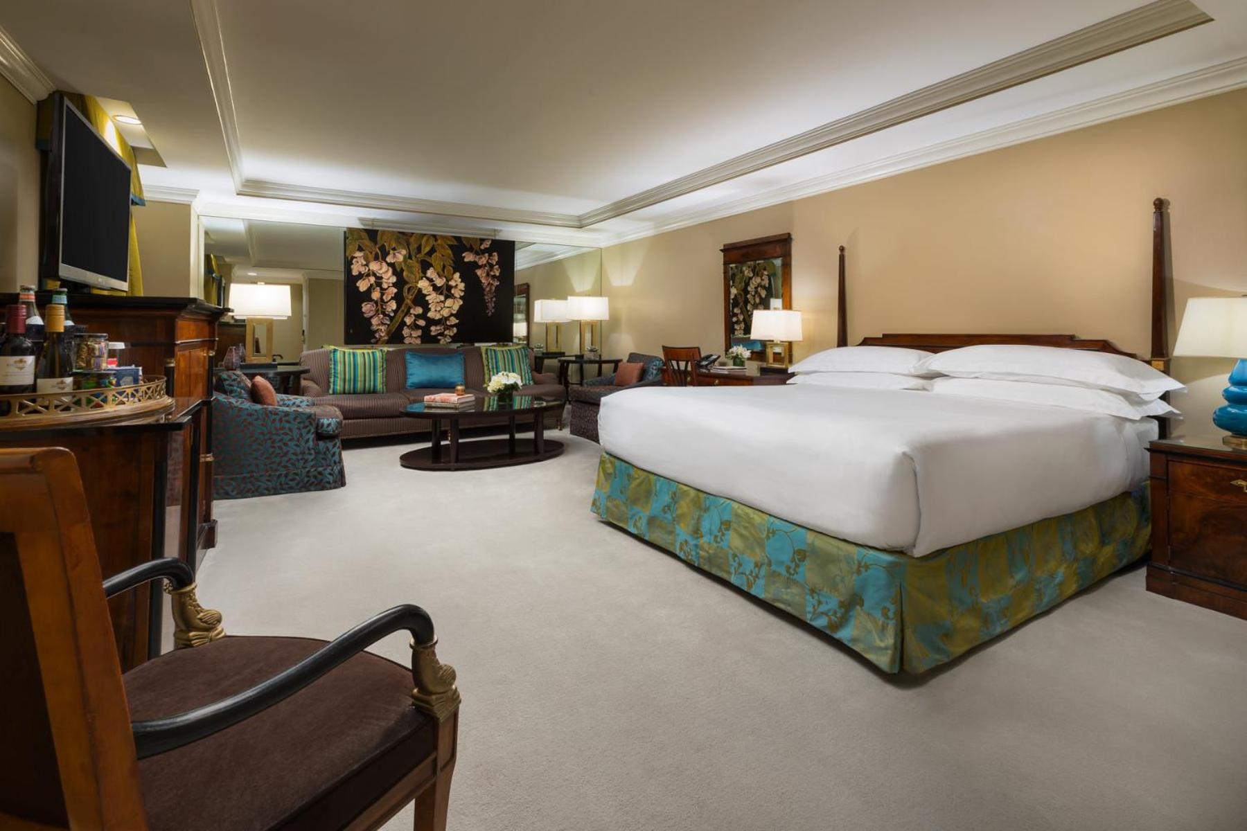 Junior King Suite