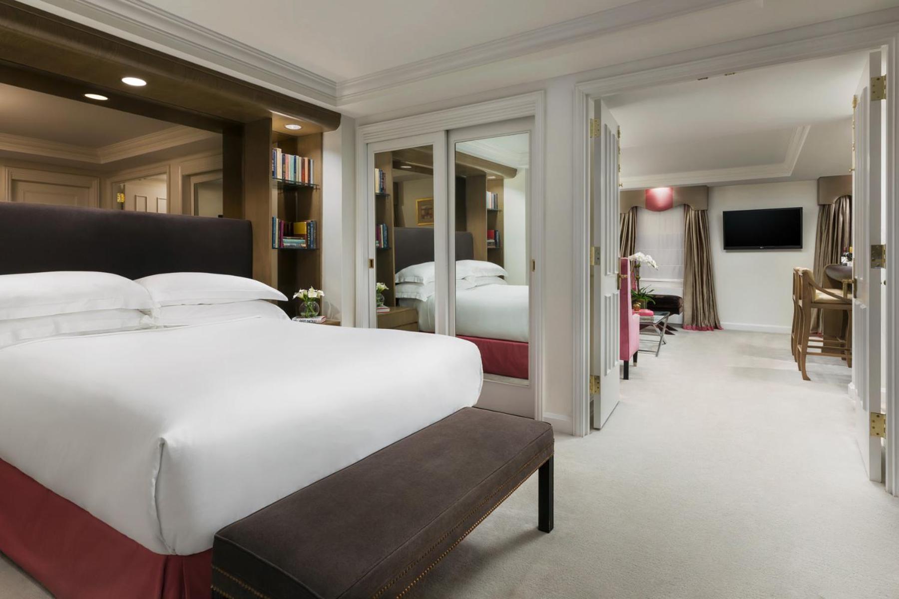 One-Bedroom Suite