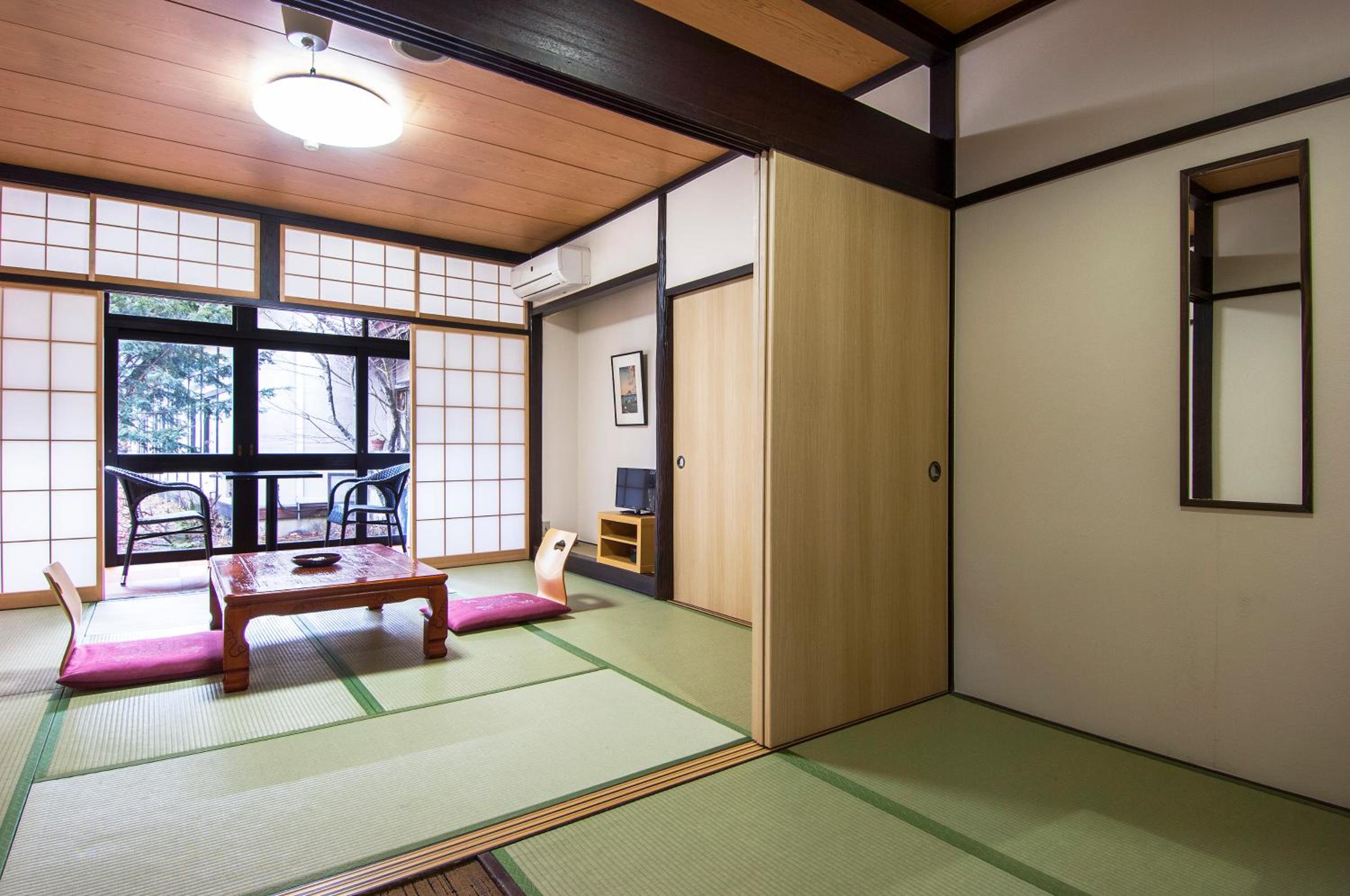Japanese-Style Room Renovated - Non-Smoking photo 2