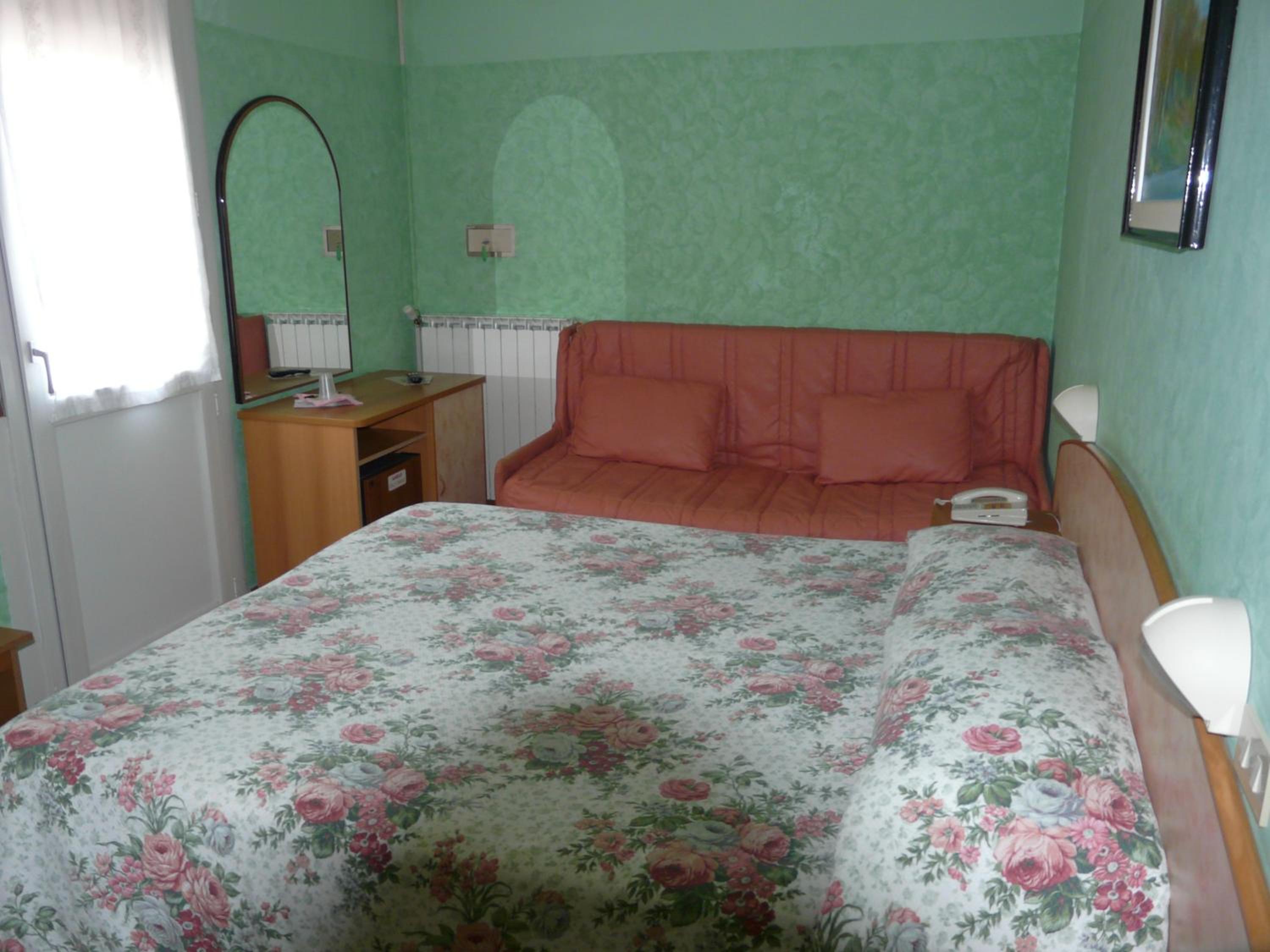Quadruple Room photo 3