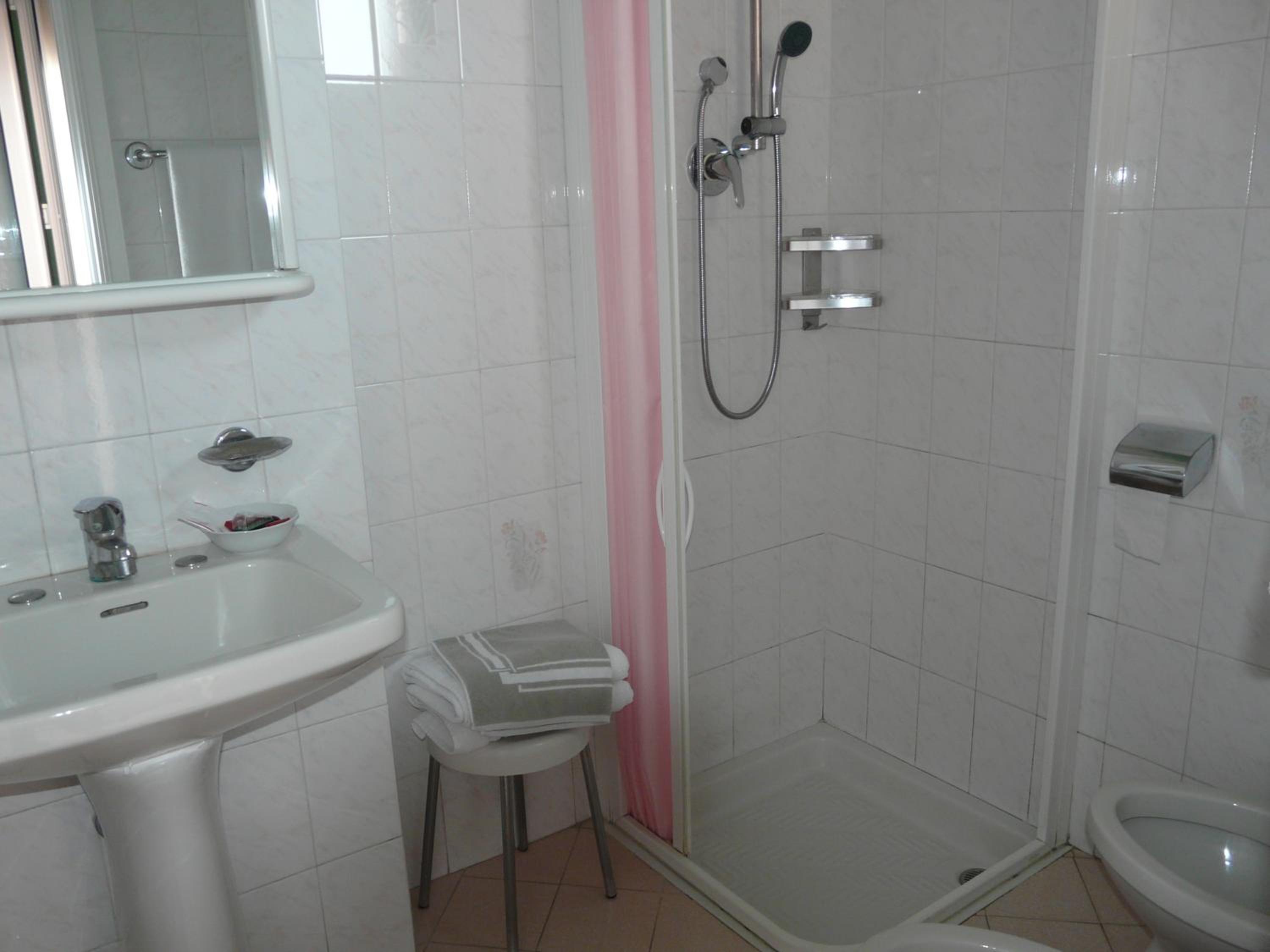Double or Twin Room photo 2