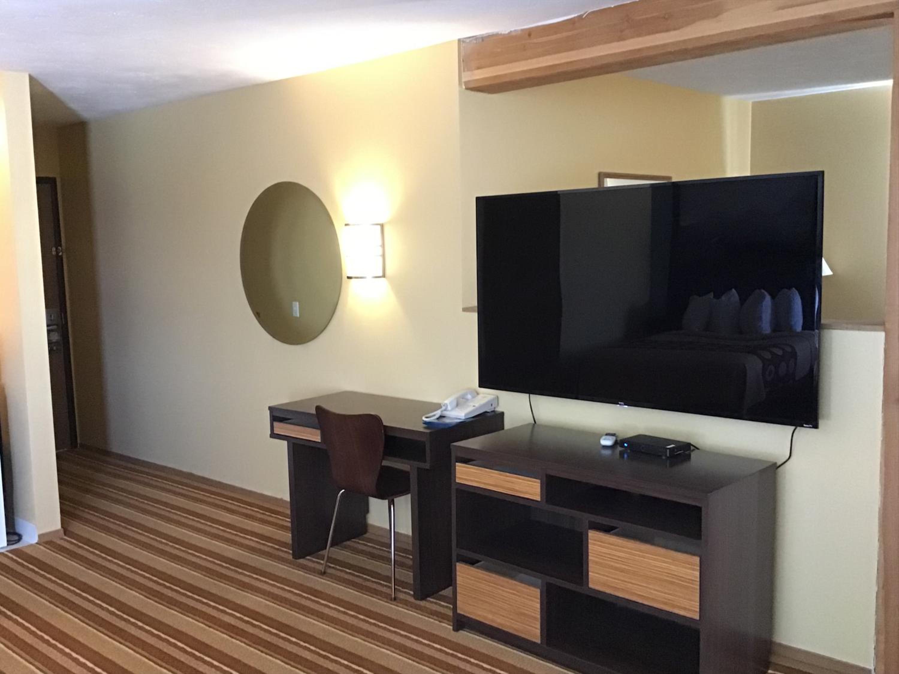 King Room - Non-Smoking photo 1