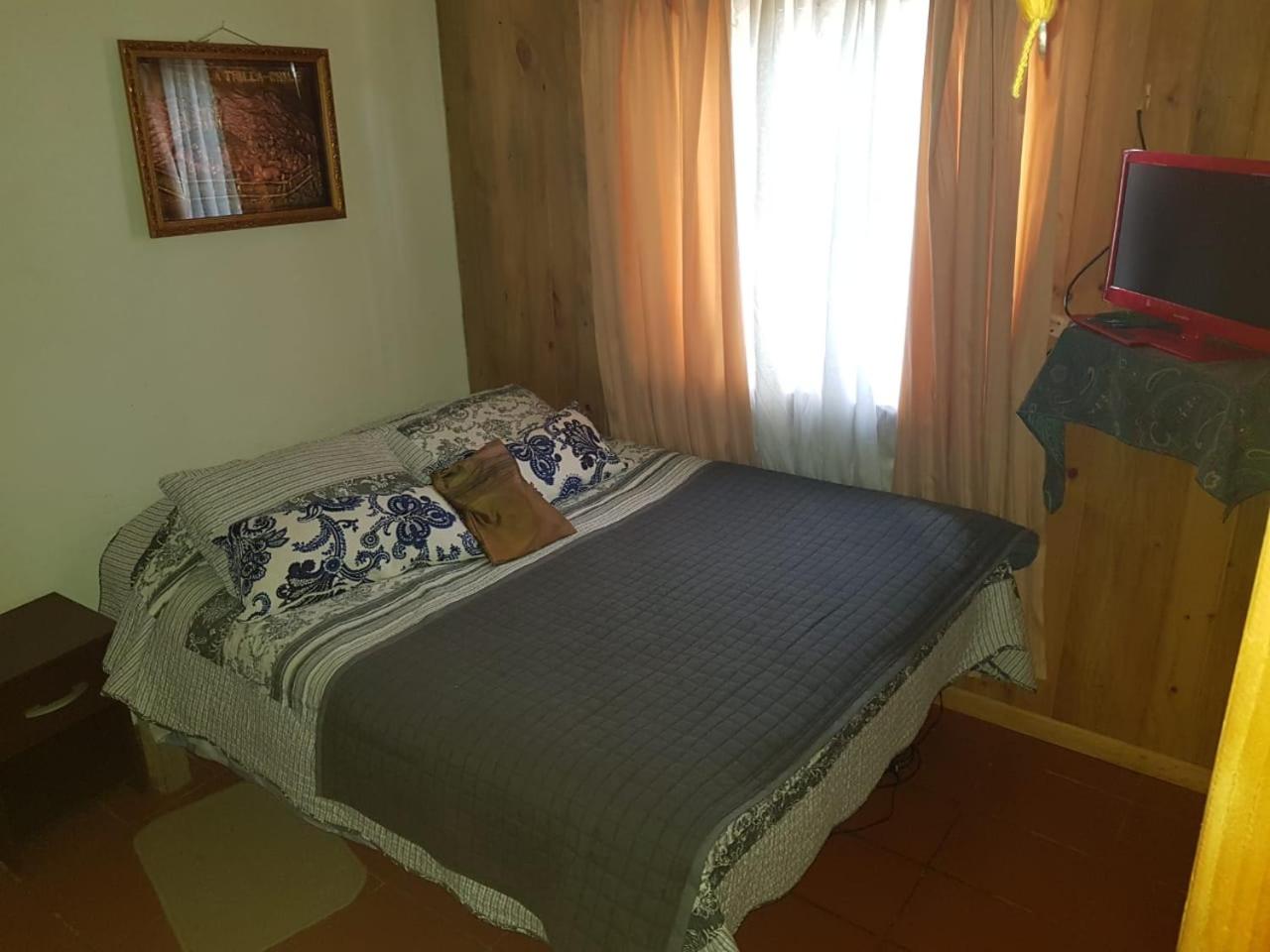 Double Room with Private Bathroom photo 2