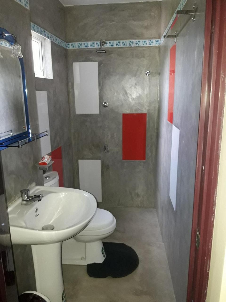 Standard Triple Room - Photo 7