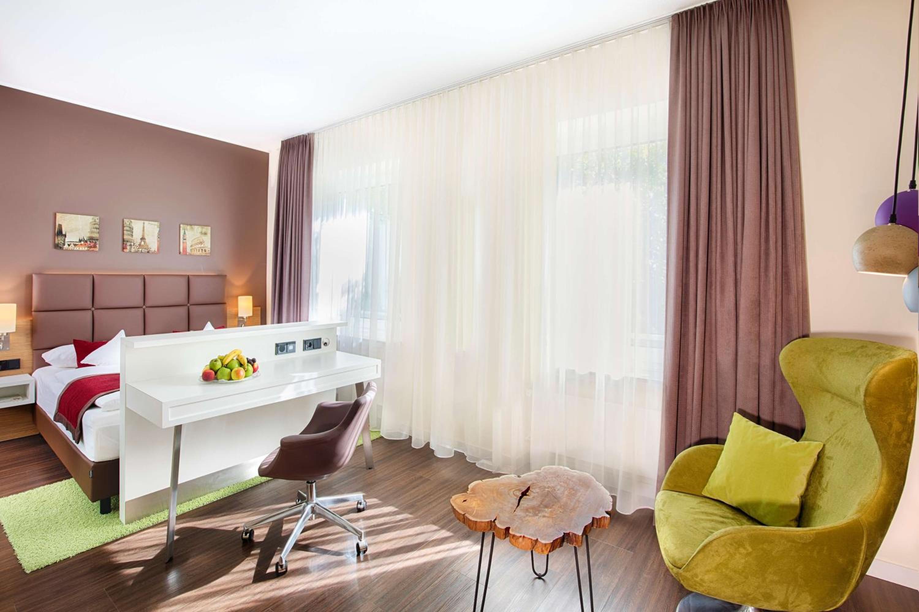 Comfort King Room - Photo 4