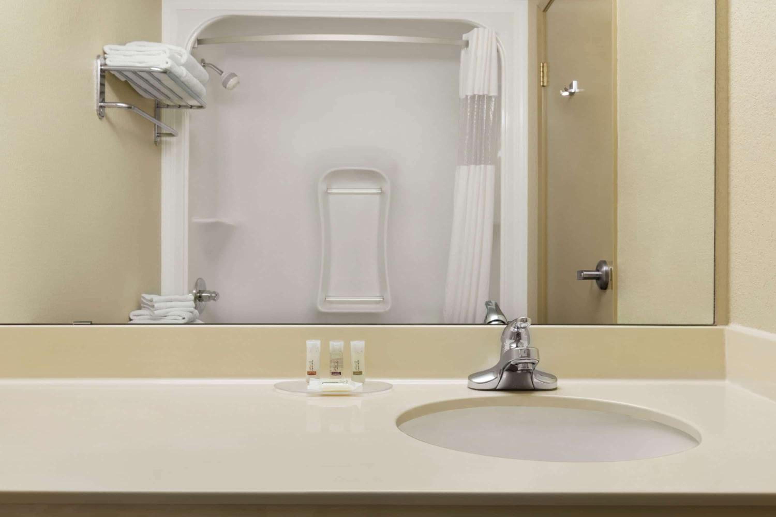 Days Inn & Suites by Wyndham Thompson, Billede 2