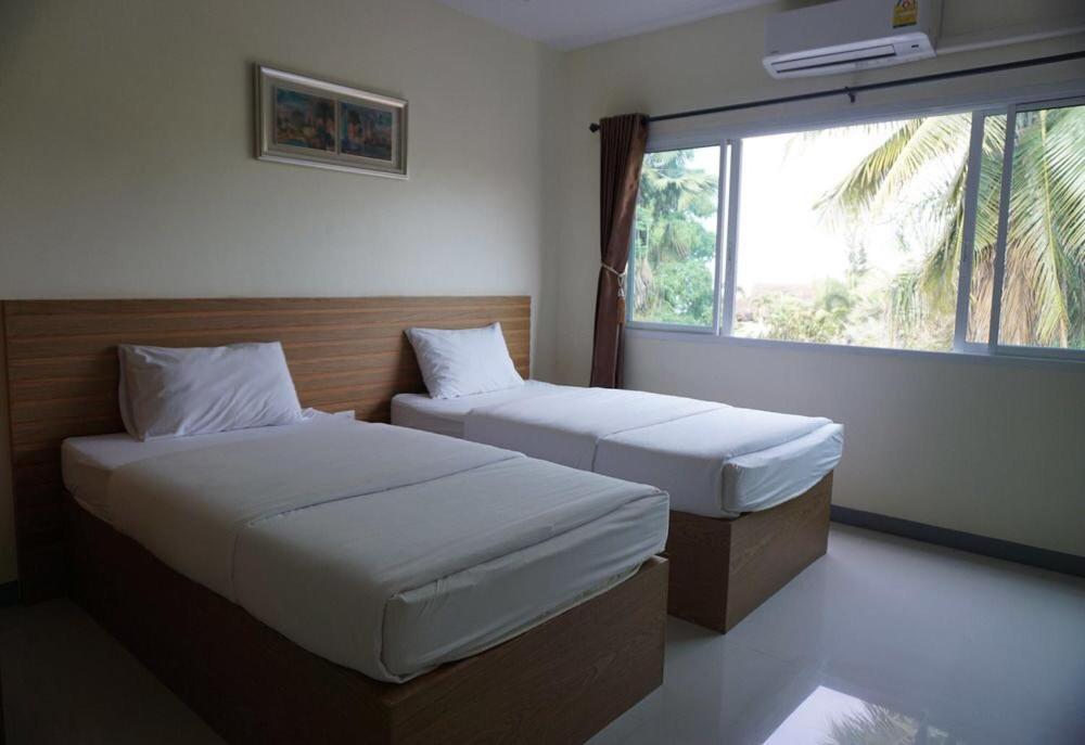 Standard Twin Room photo 2