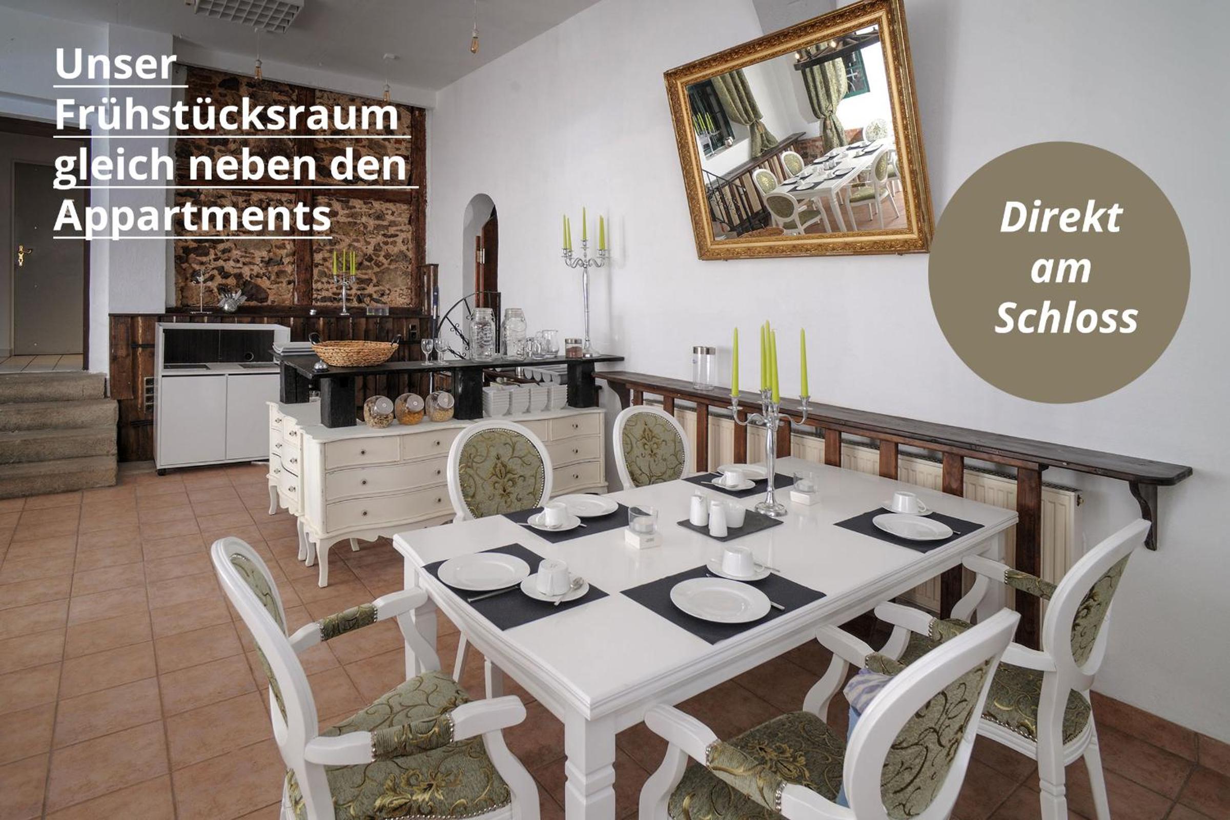 Deluxe Double Room (2 Adults + 1 Child) - Photo 7