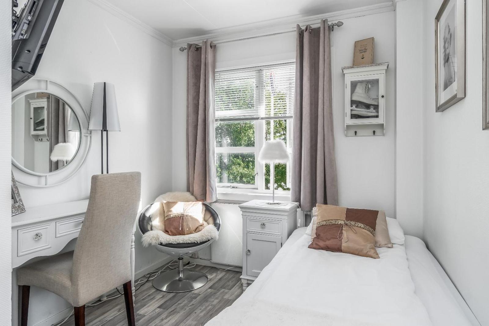 Single Room photo 3