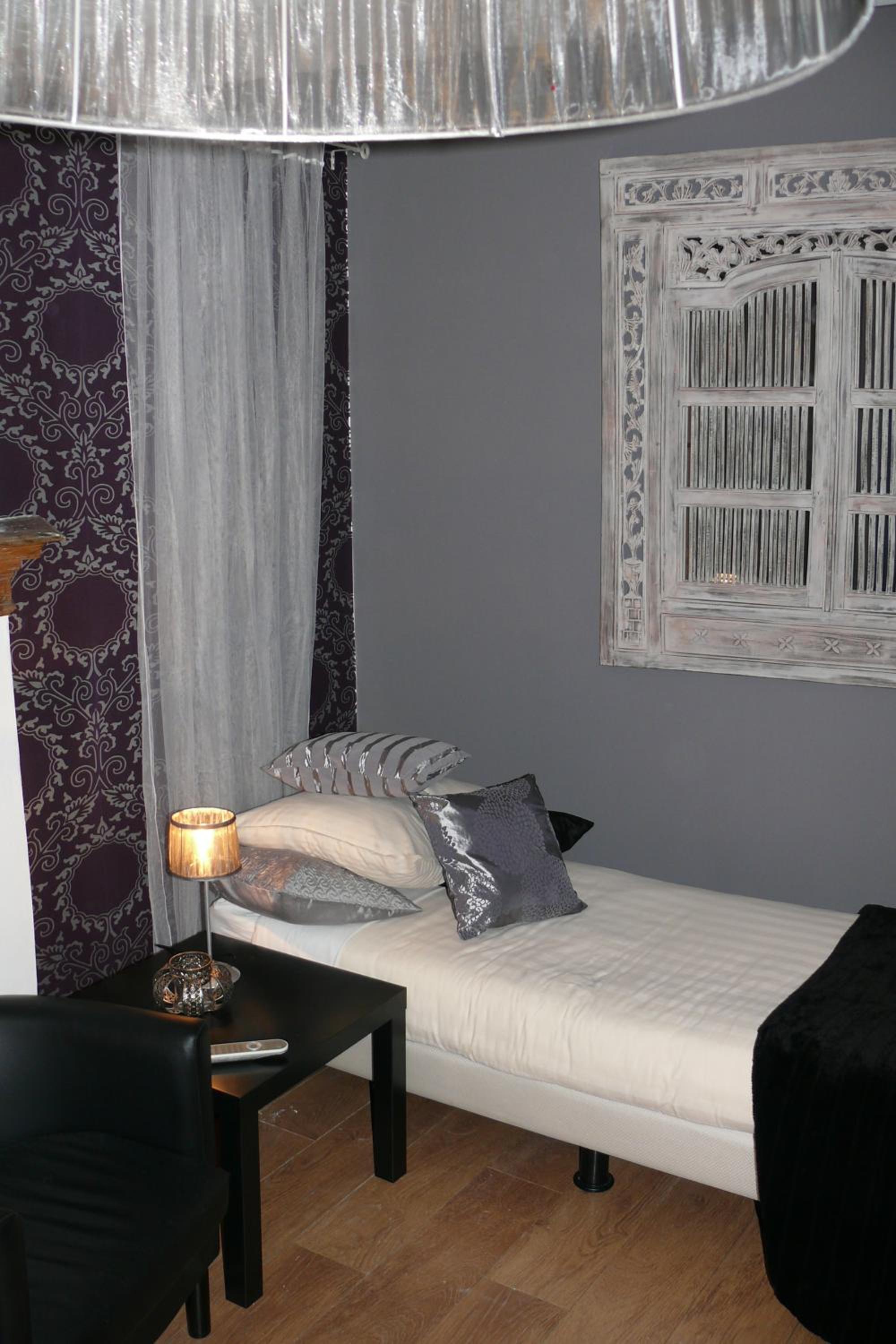 Marrakesh Twin Room - Photo 3