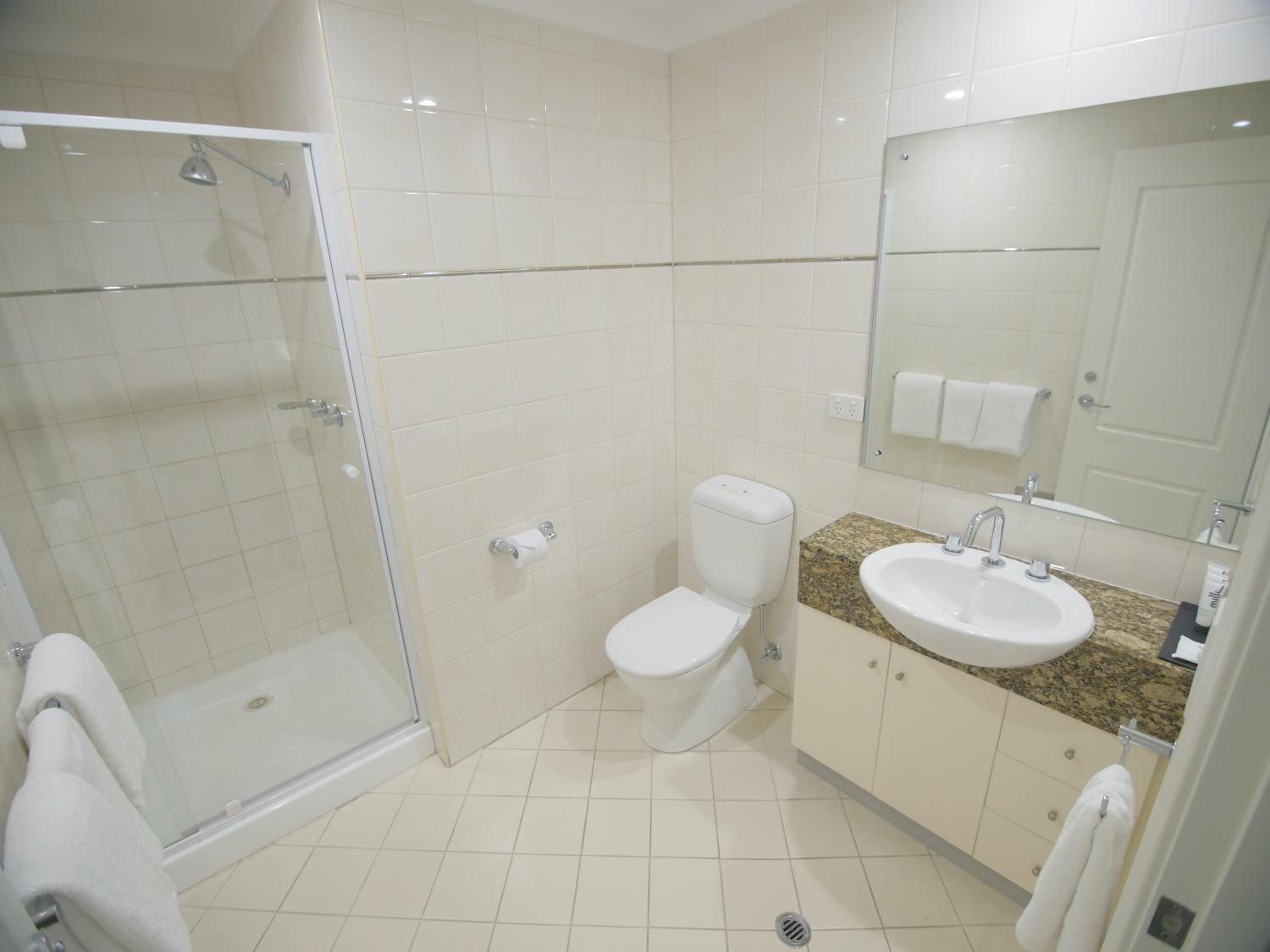 One Bedroom Apartment - Photo 10