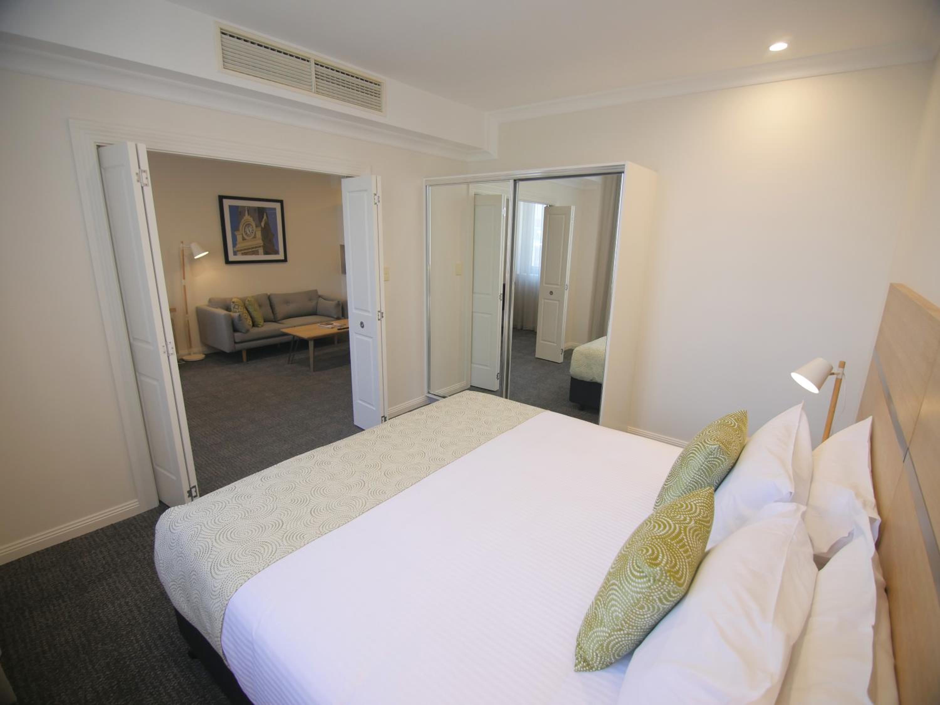 Three Bedroom Apartment thumbnail 6