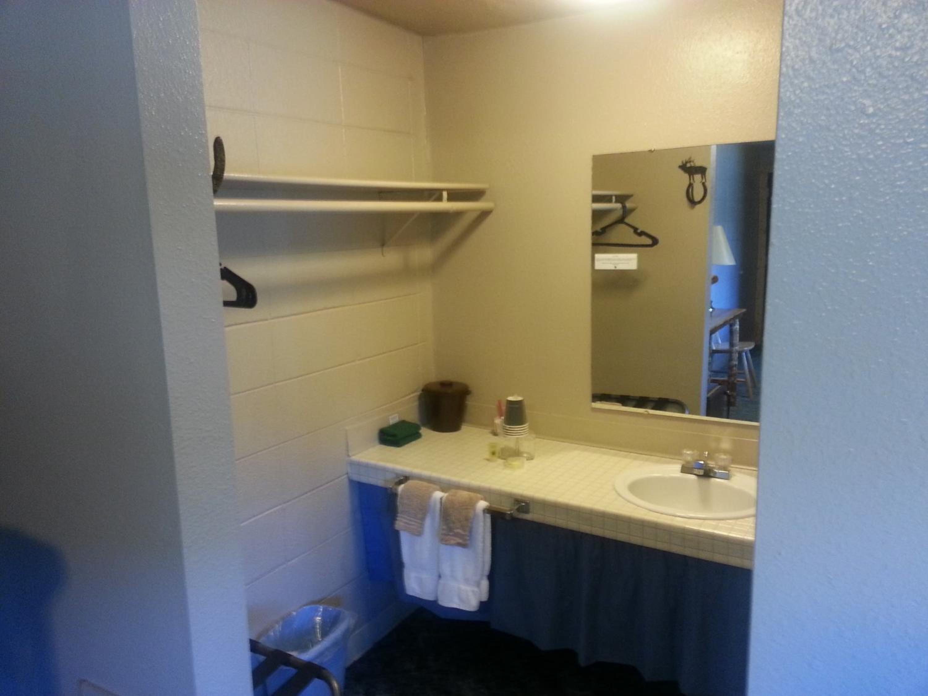 Queen Room photo 3