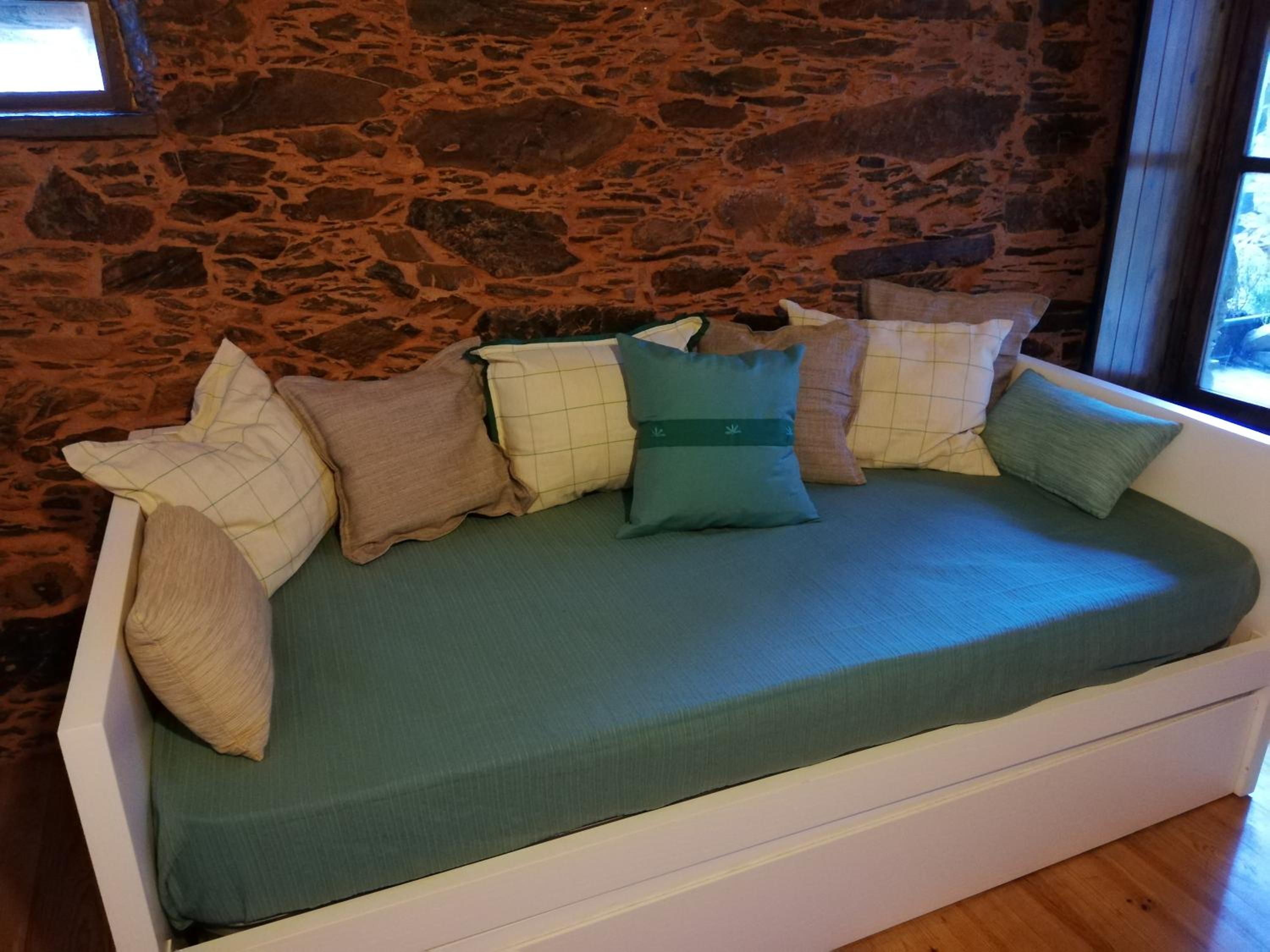 One-Bedroom House photo 1