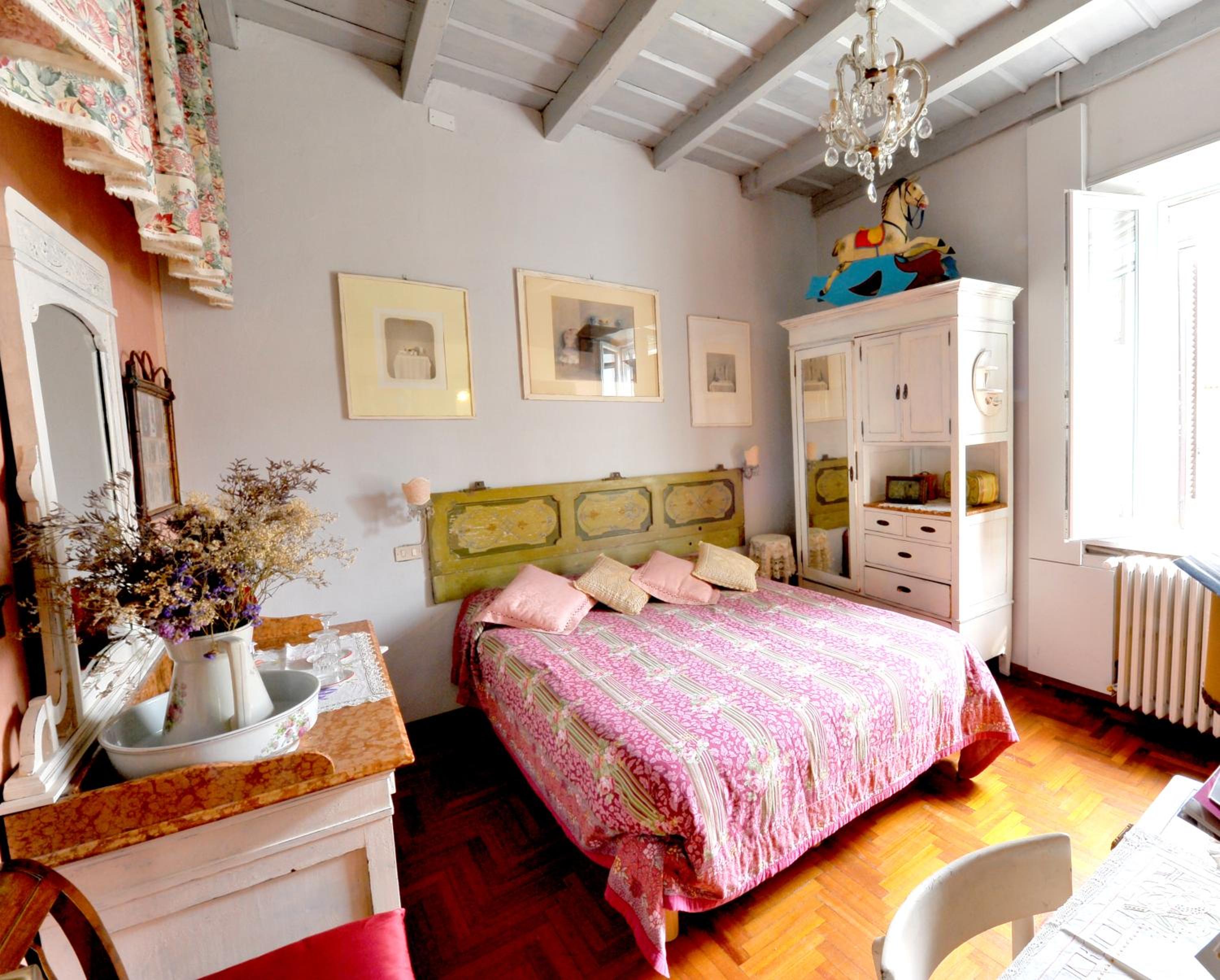 Double Room with Private Bathroom photo 1