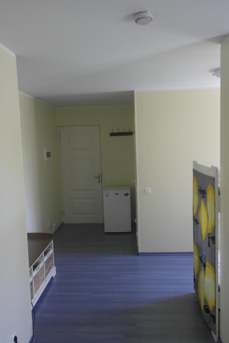 Family Room - Photo 8