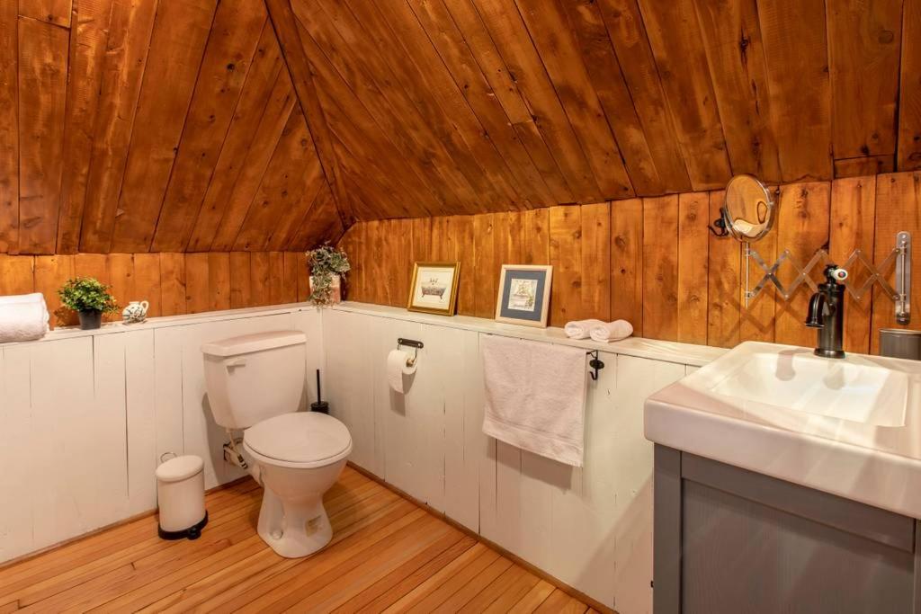 Deluxe Double Room 02 - Photo 5