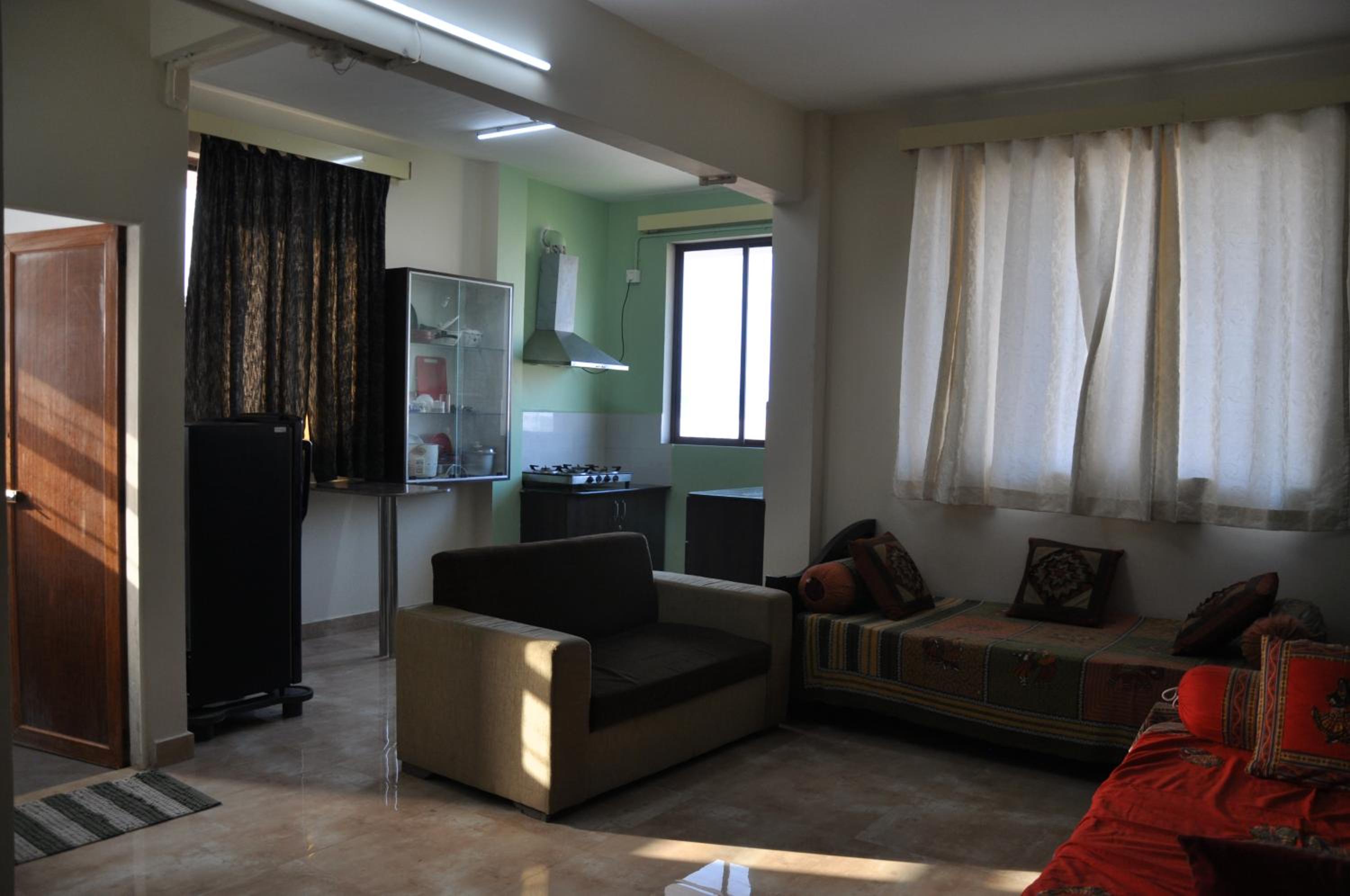 One-Bedroom Apartment AC - Photo 2