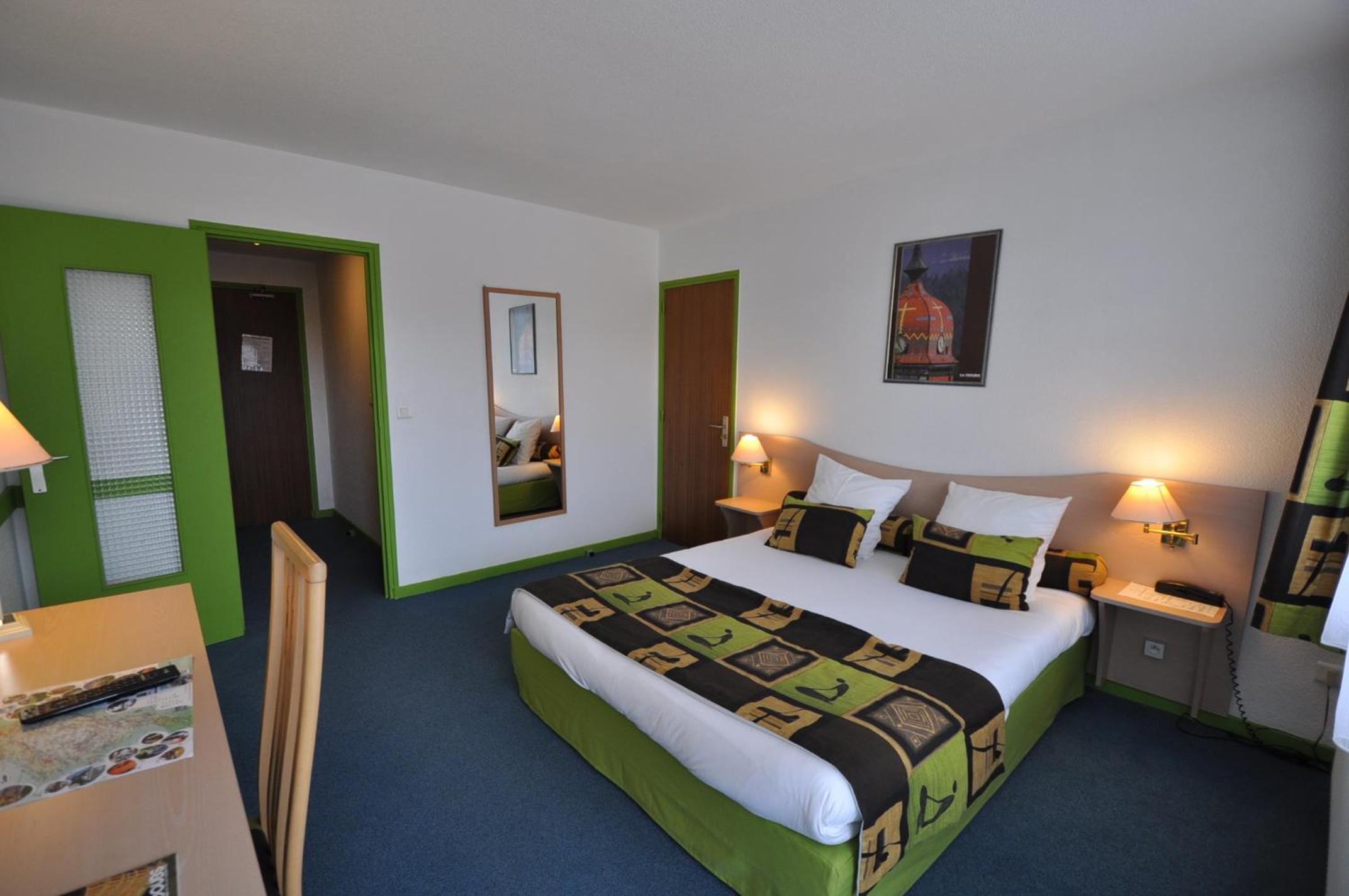 Standard Double Room with Bath photo 2