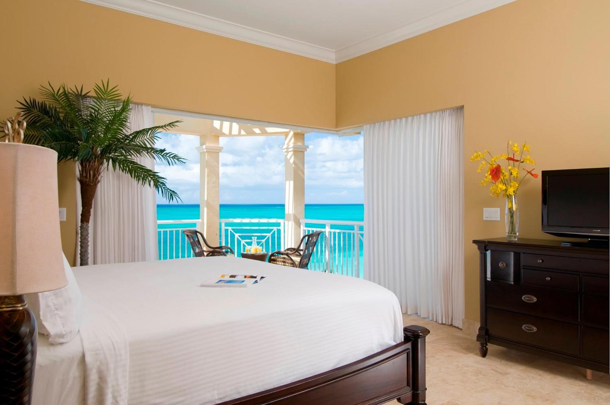 Rooftop Oceanfront Villa 1 Bdrm