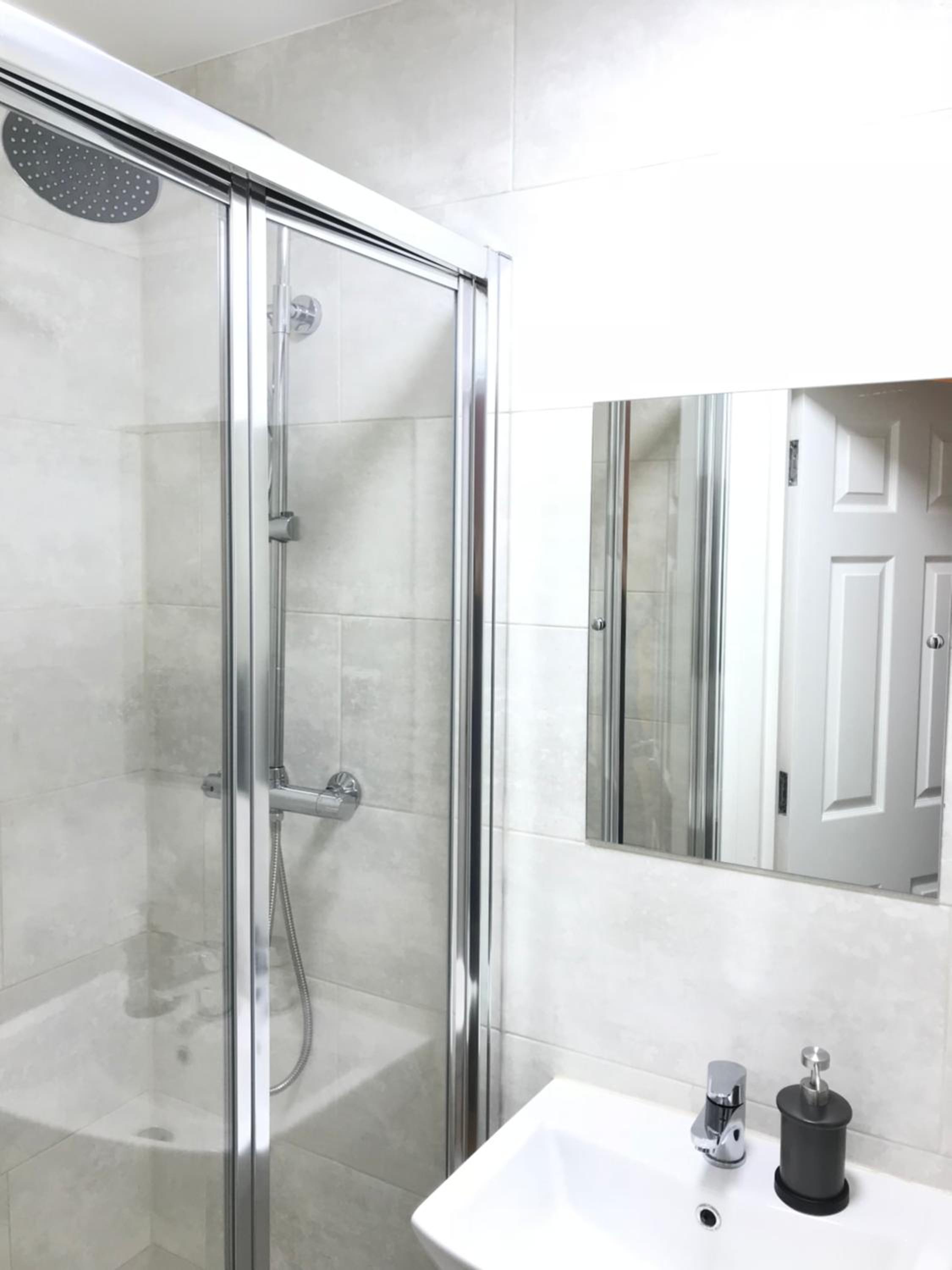 Double Room with Private Bathroom photo 2