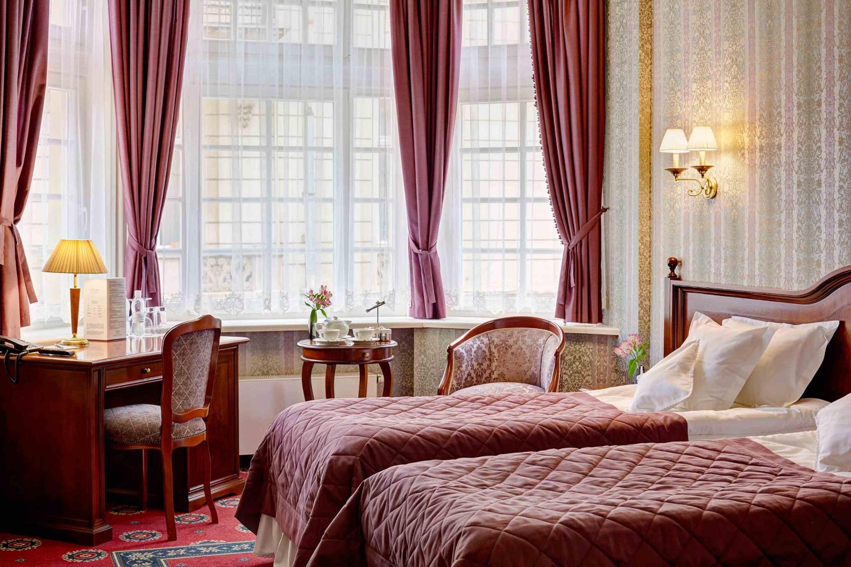 Superior Double or Twin Room Panoramic Windows photo 2