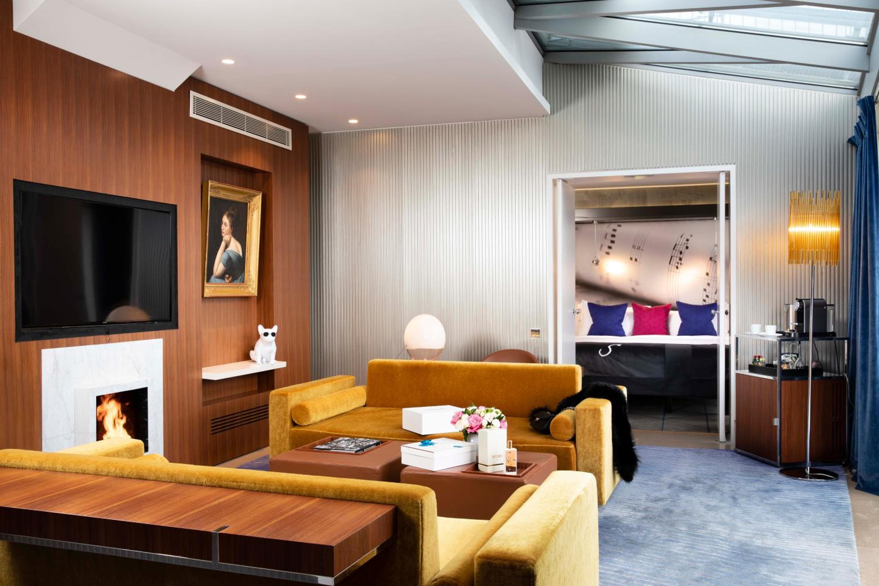 Suite with Terrace photo 2