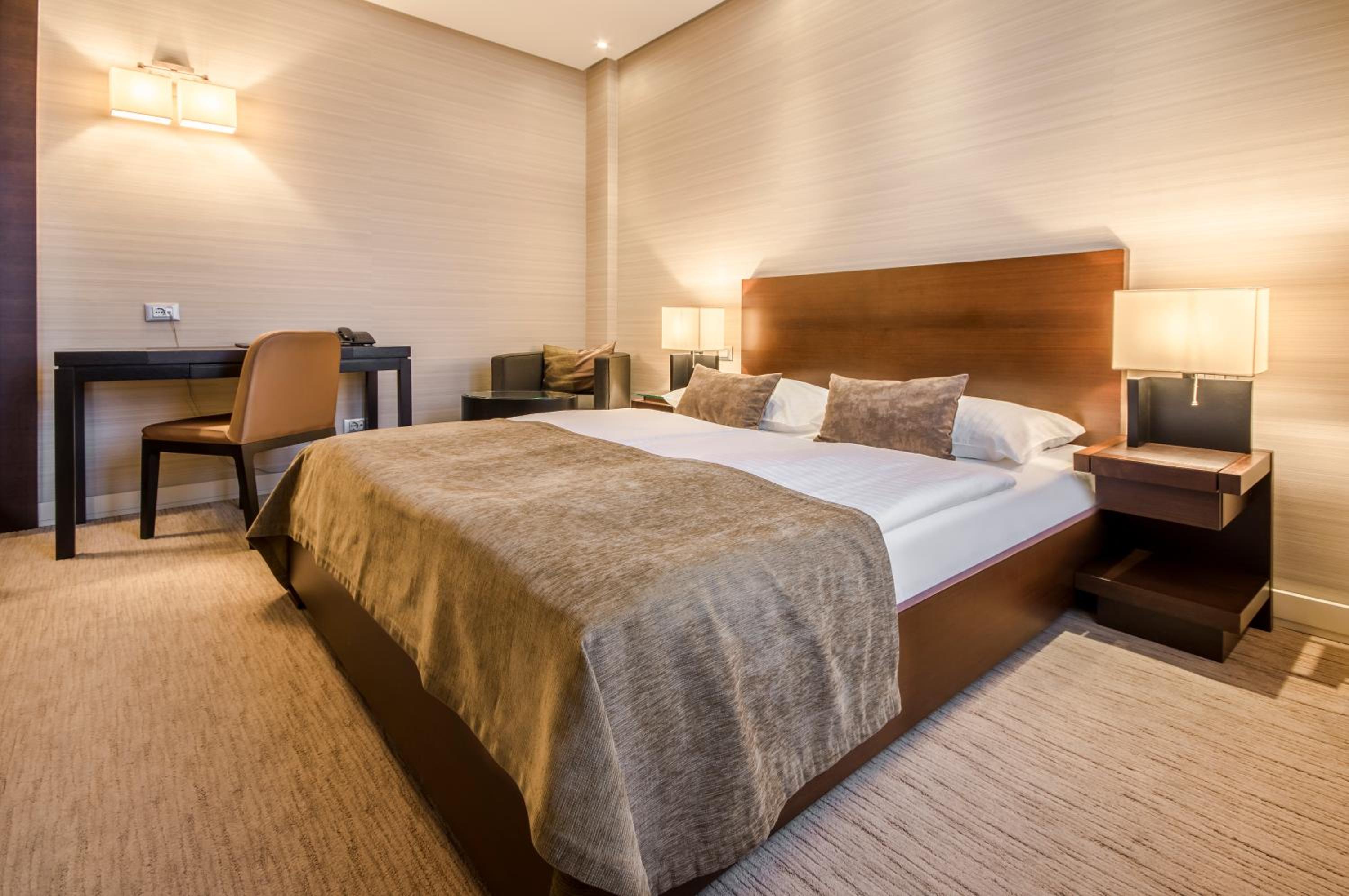 Deluxe Single Room
