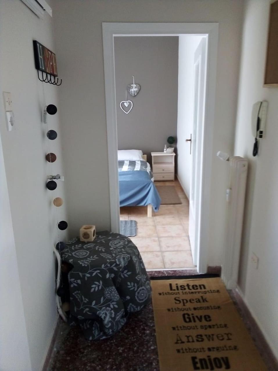 One-Bedroom Apartment - Photo 5