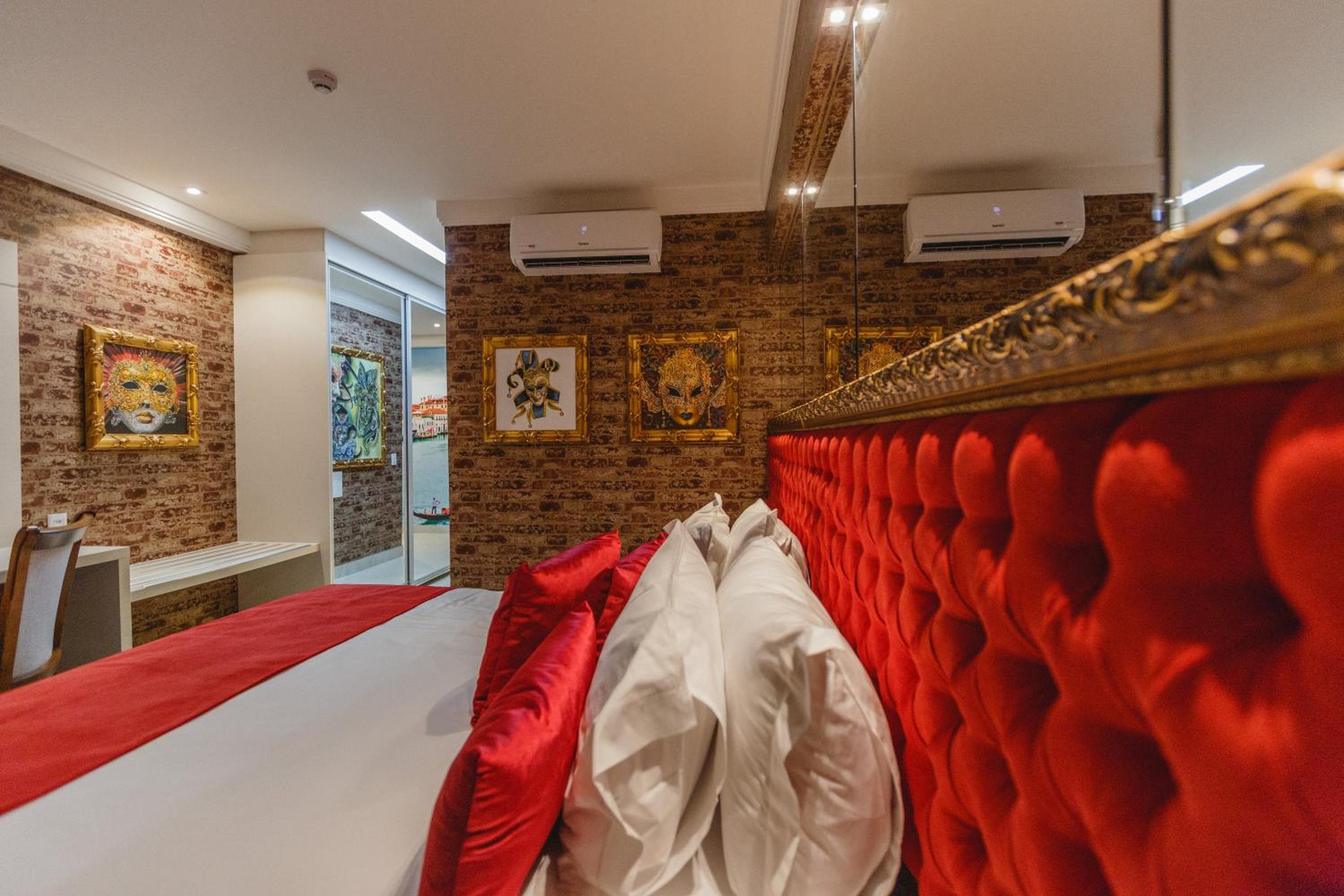 Venice Premium Suite photo 2