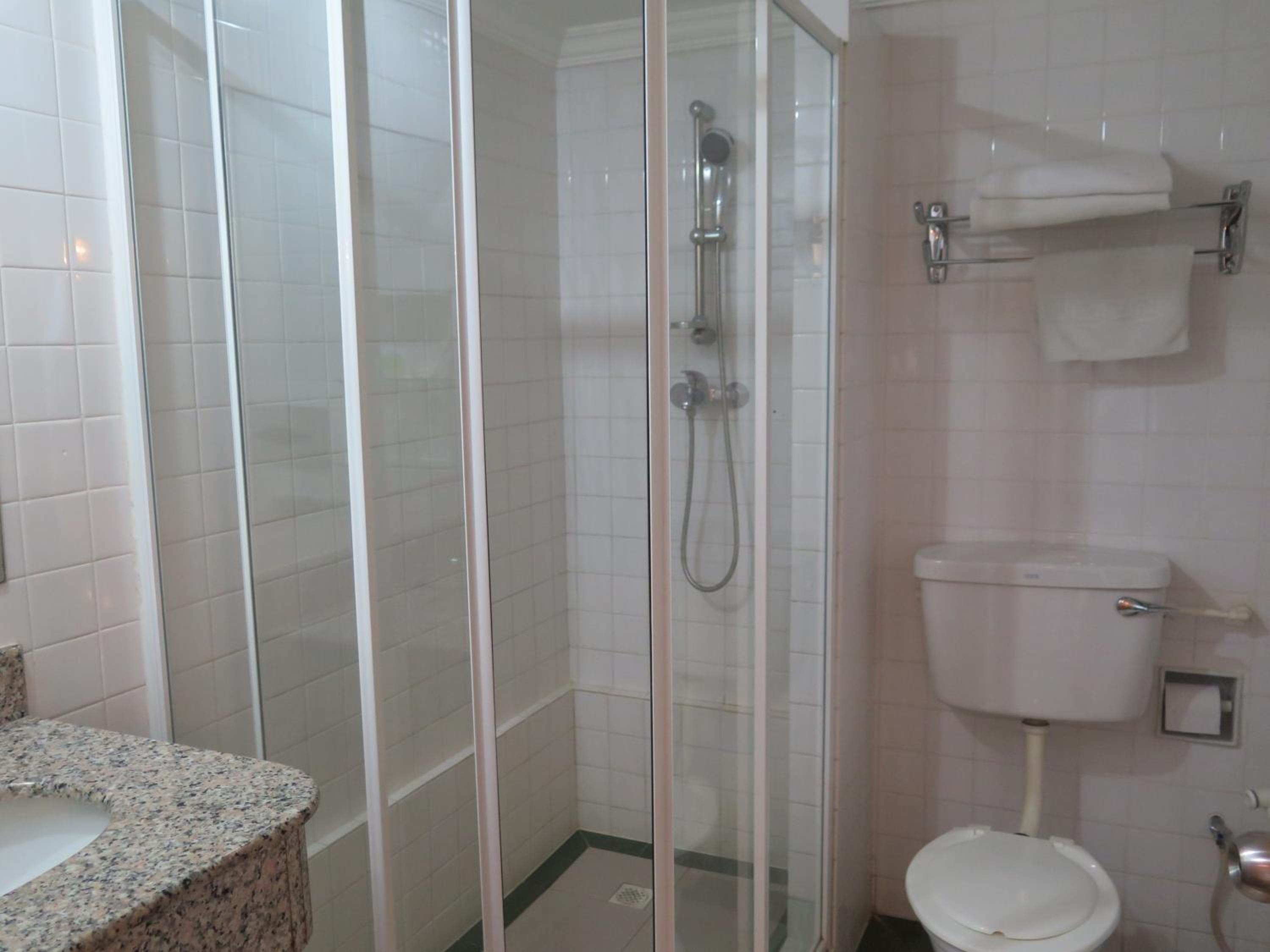 Standard Twin Room with Sea View