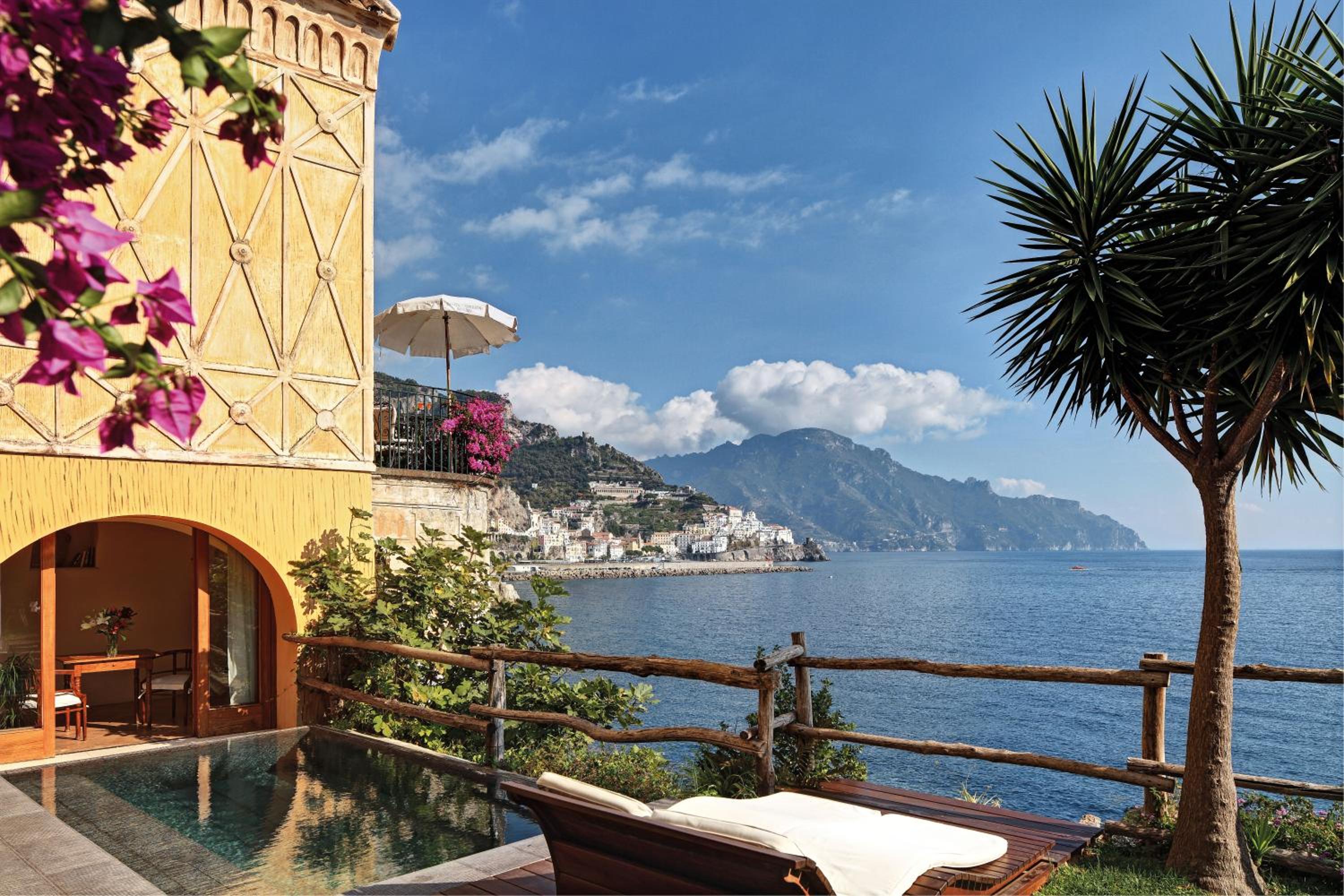 Honeymoon Suite - Photo 5