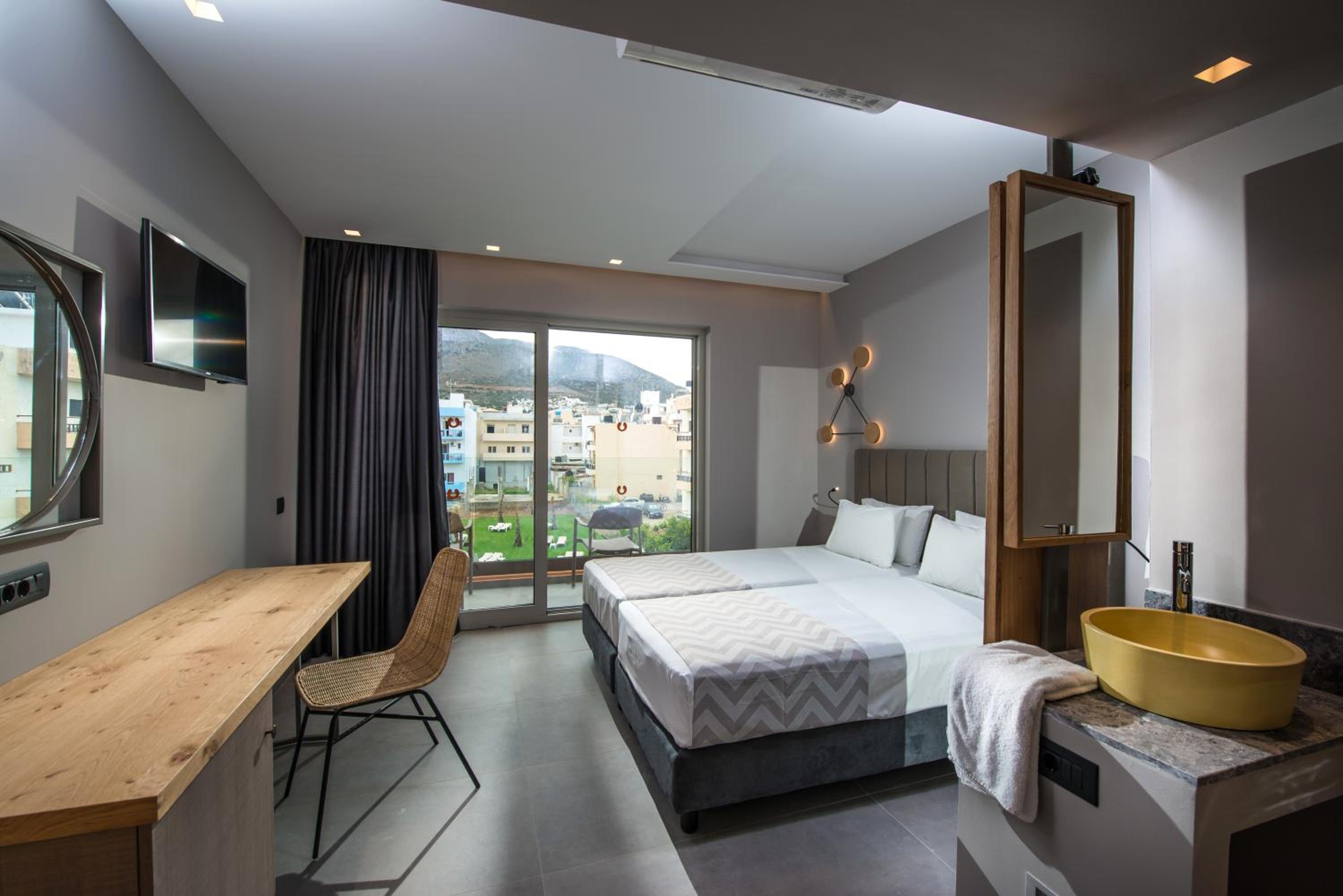Superior Room - Photo 4