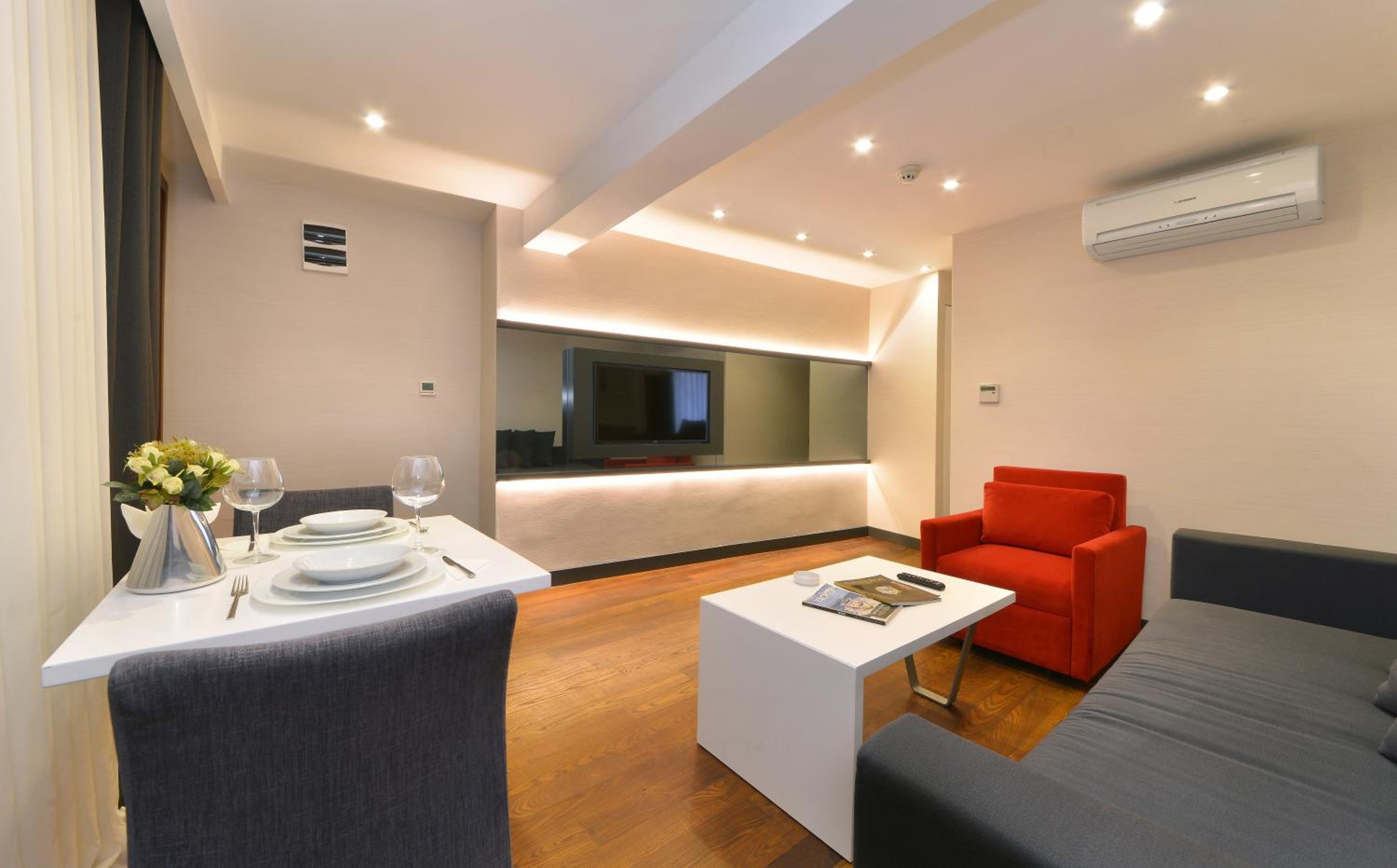 Executive Room photo 3
