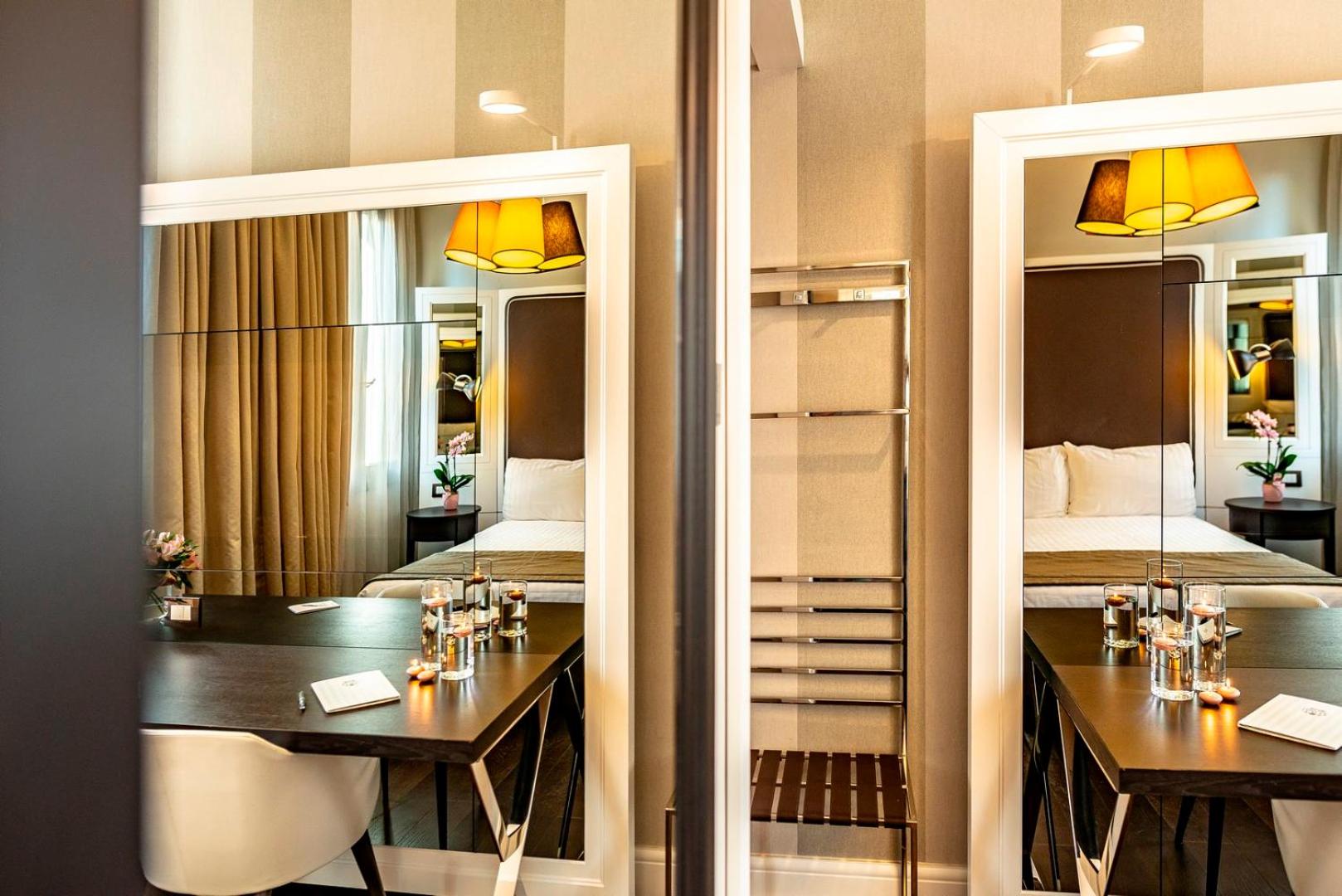 Classic Double Room with Small Double Bed - Photo 4