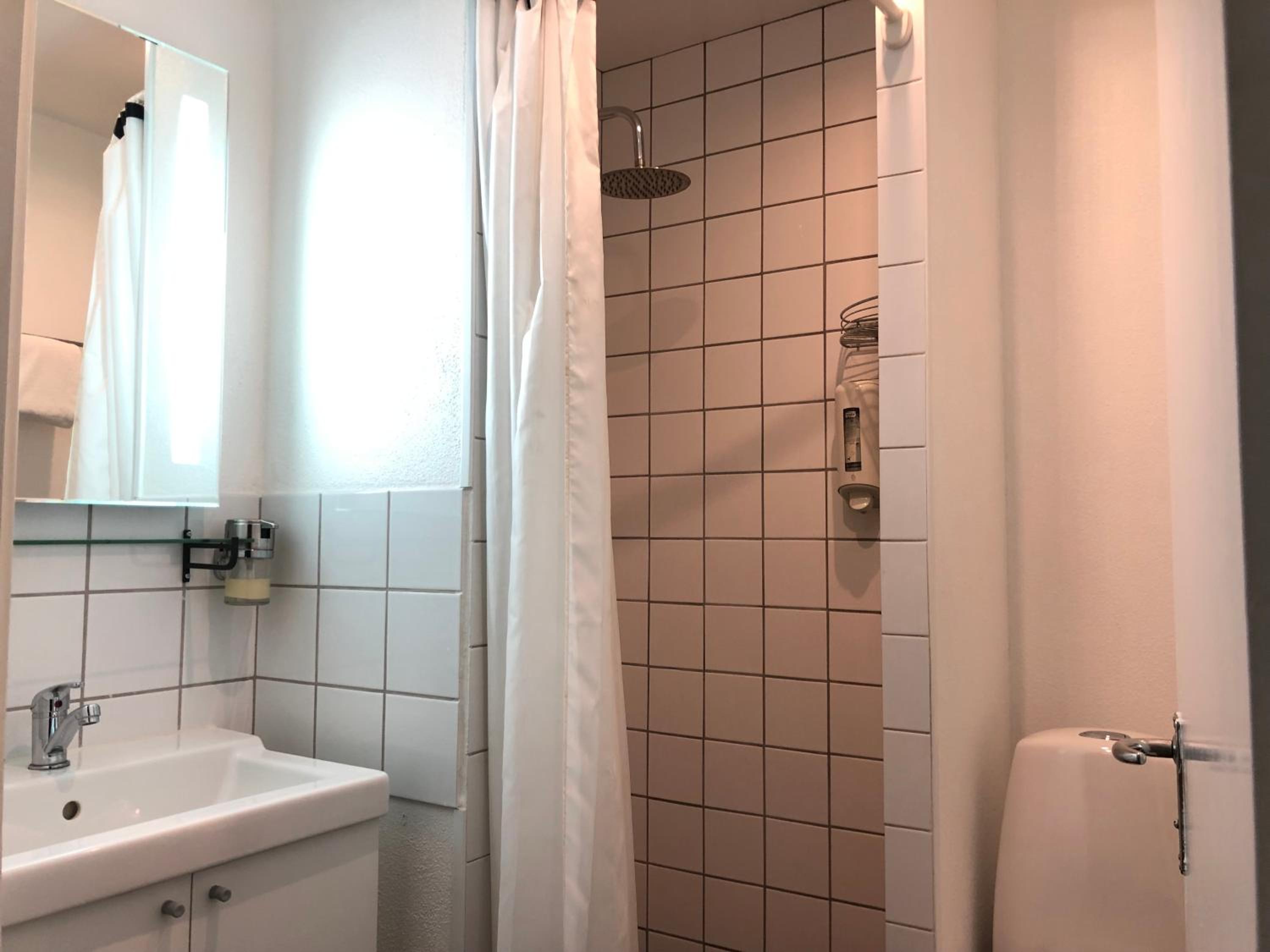 Deluxe Double or Twin Room with Balcony photo 2