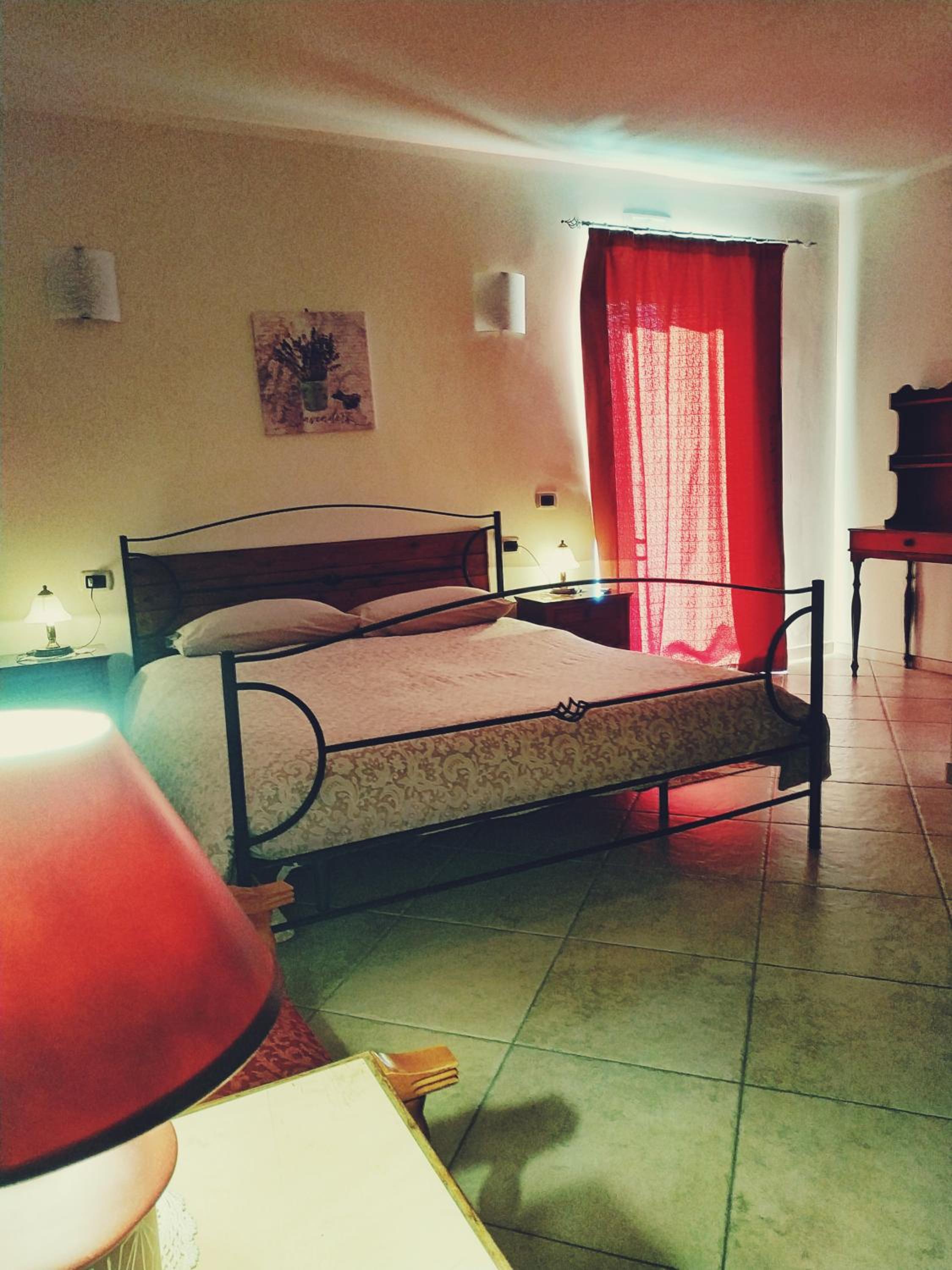 Large Double or Twin Room photo 2