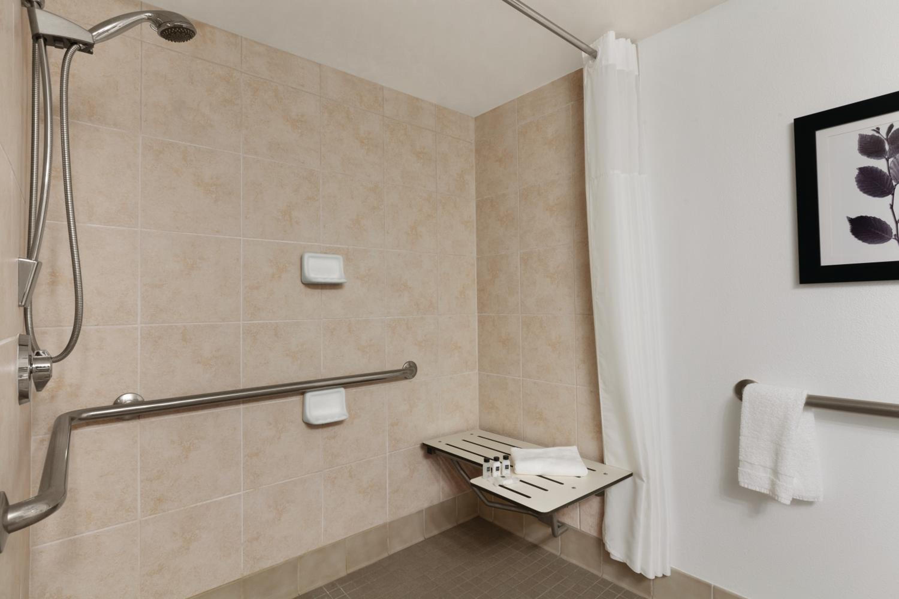 King Room - Disability Access/Non-Smoking