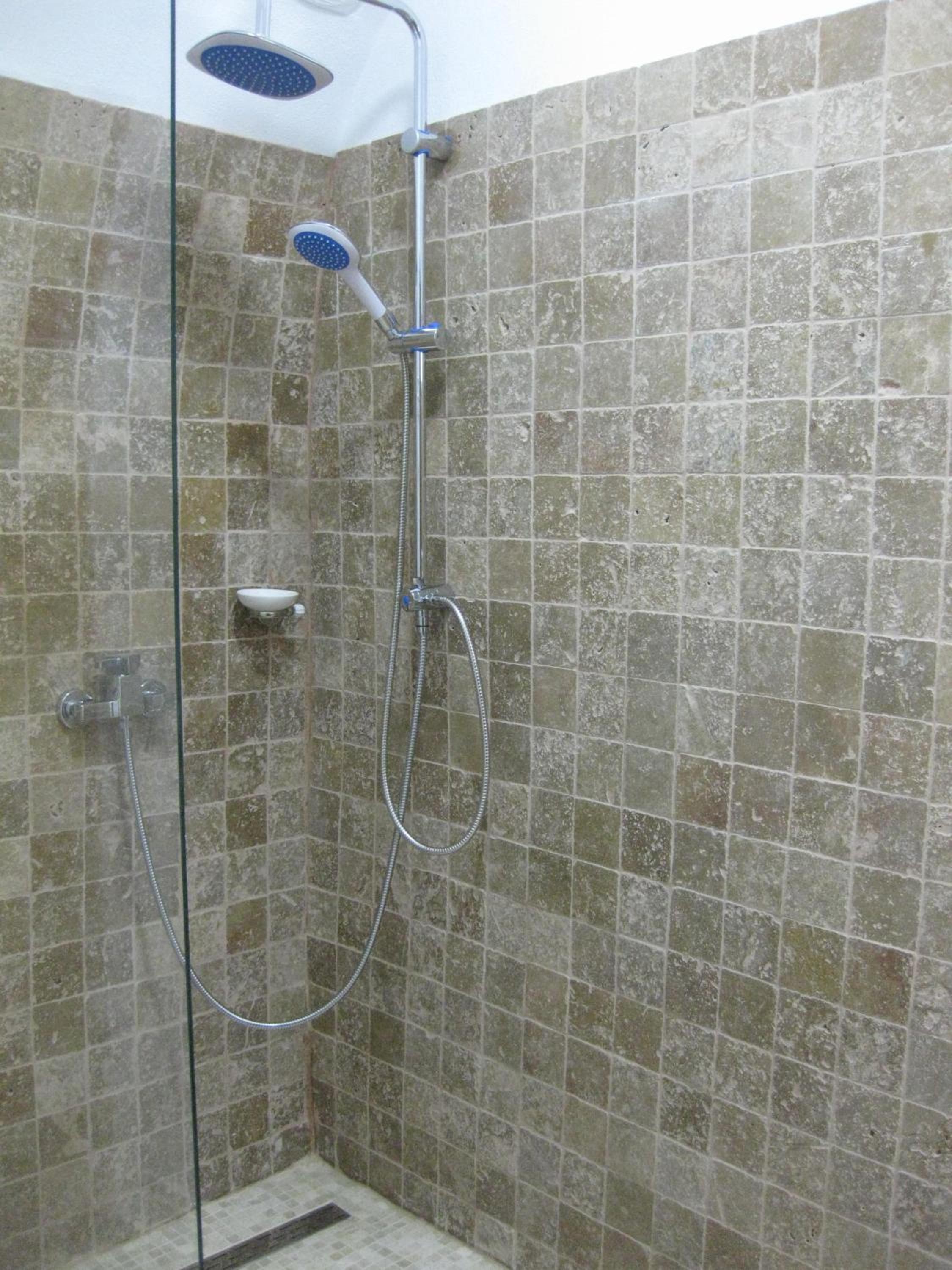 Two-Bedroom Apartment - Photo 18