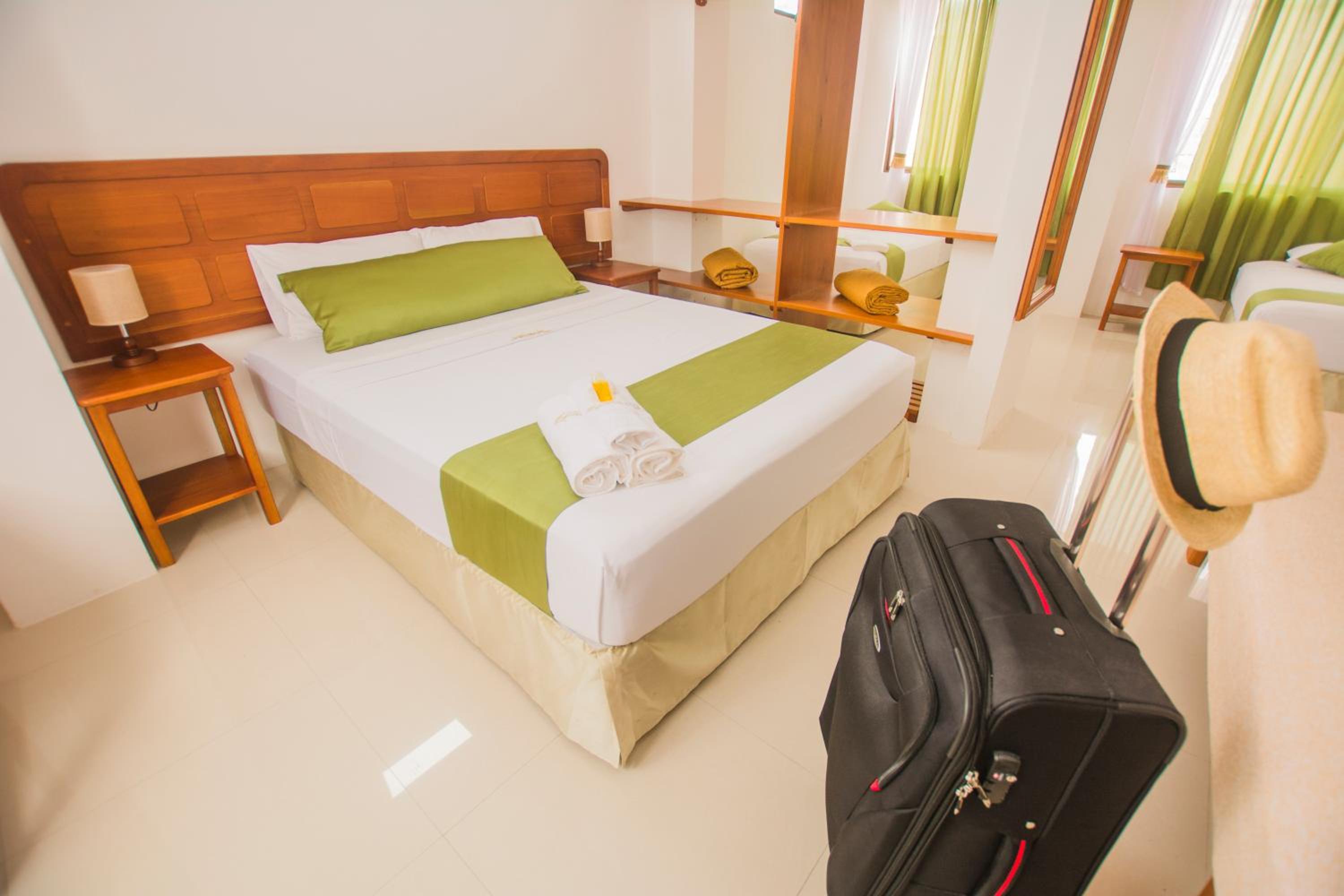 Double or Twin Room photo 3