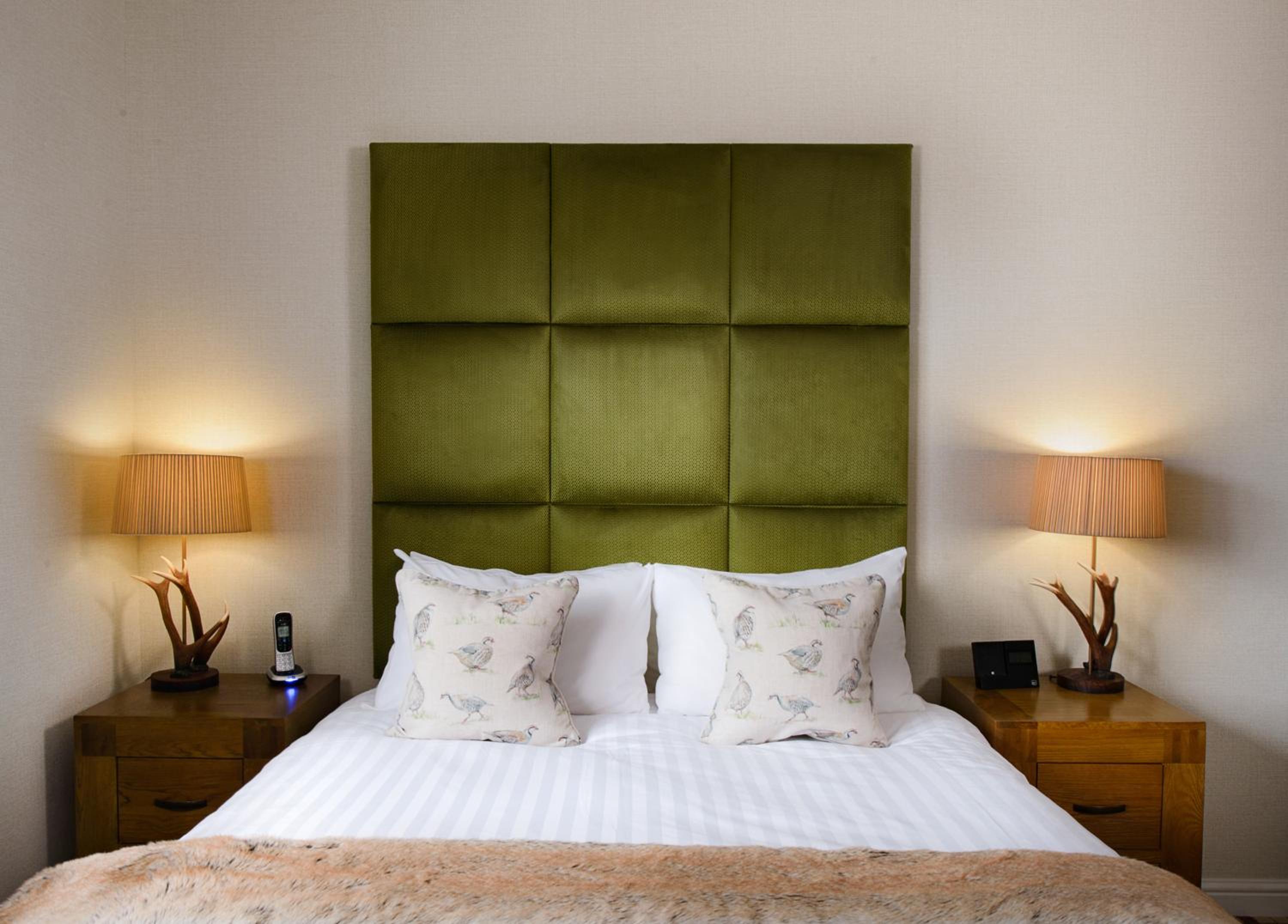 Standard King Room - Photo 2