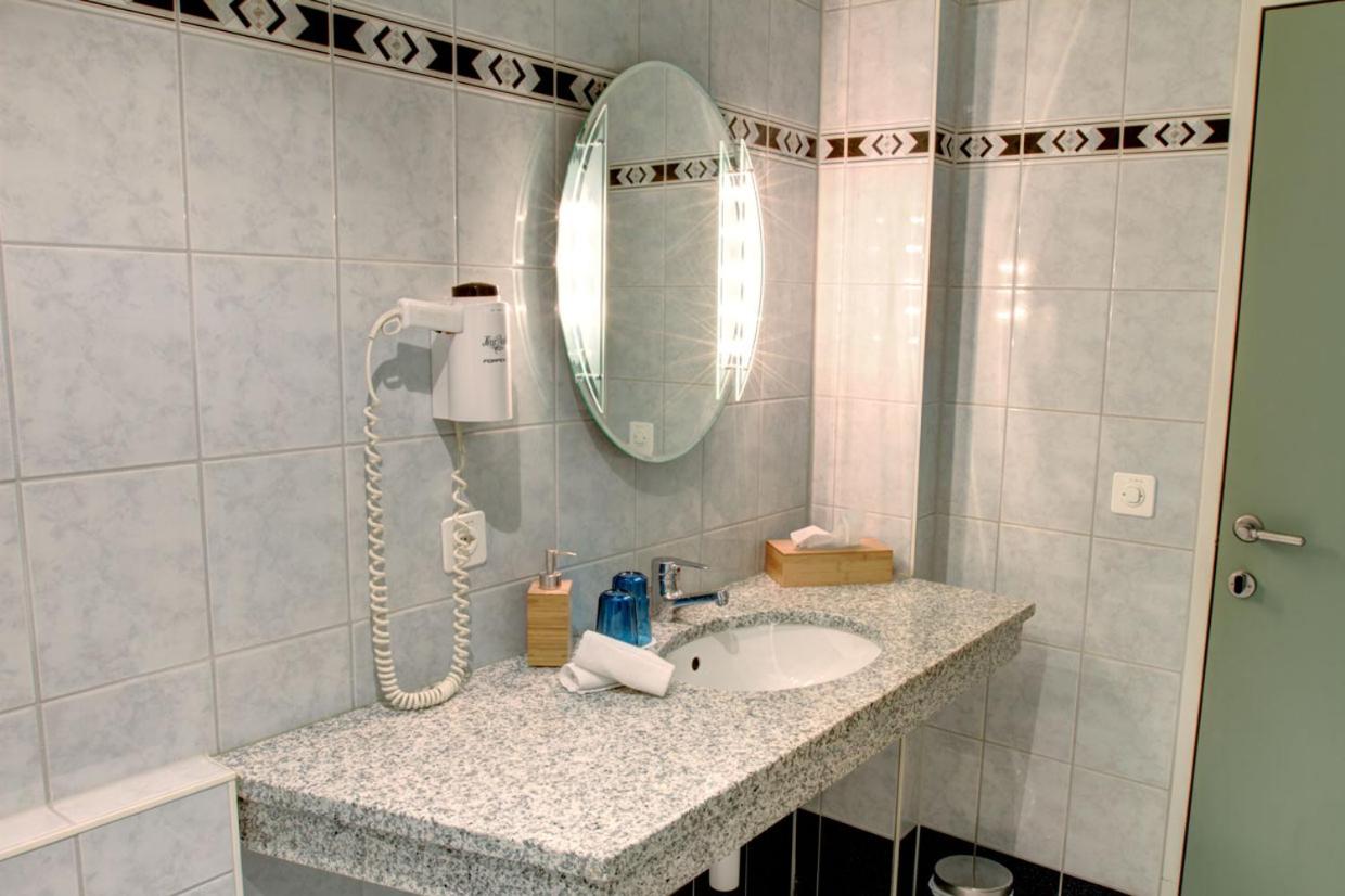 Double Room (gratis car parking) photo 3