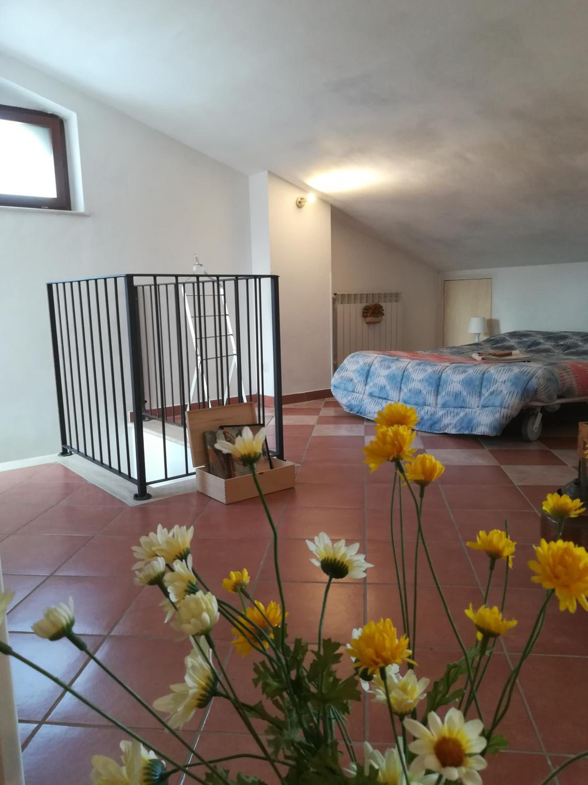 Apartment with Terrace - Photo 40