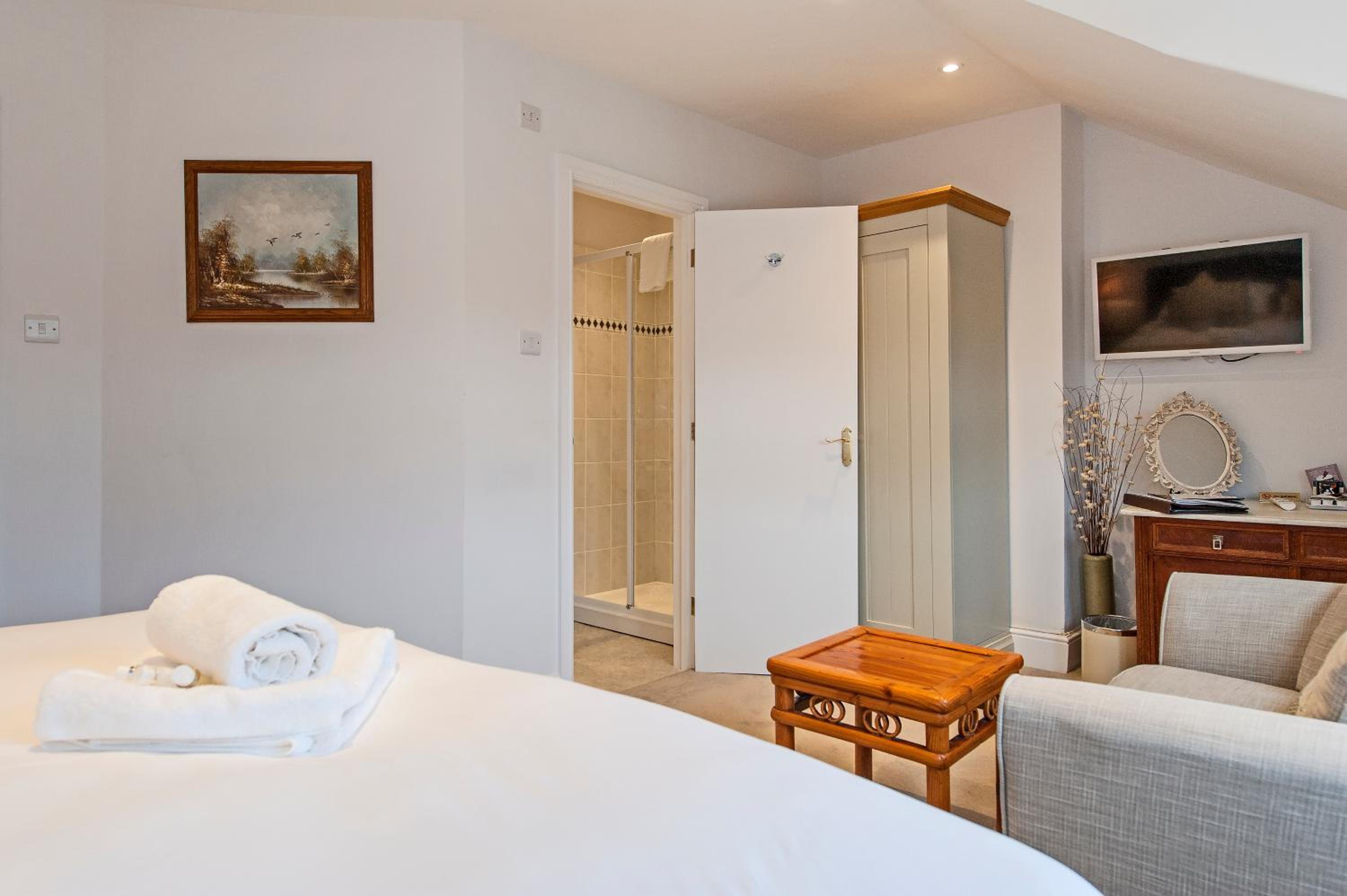 Double or Twin Room photo 2