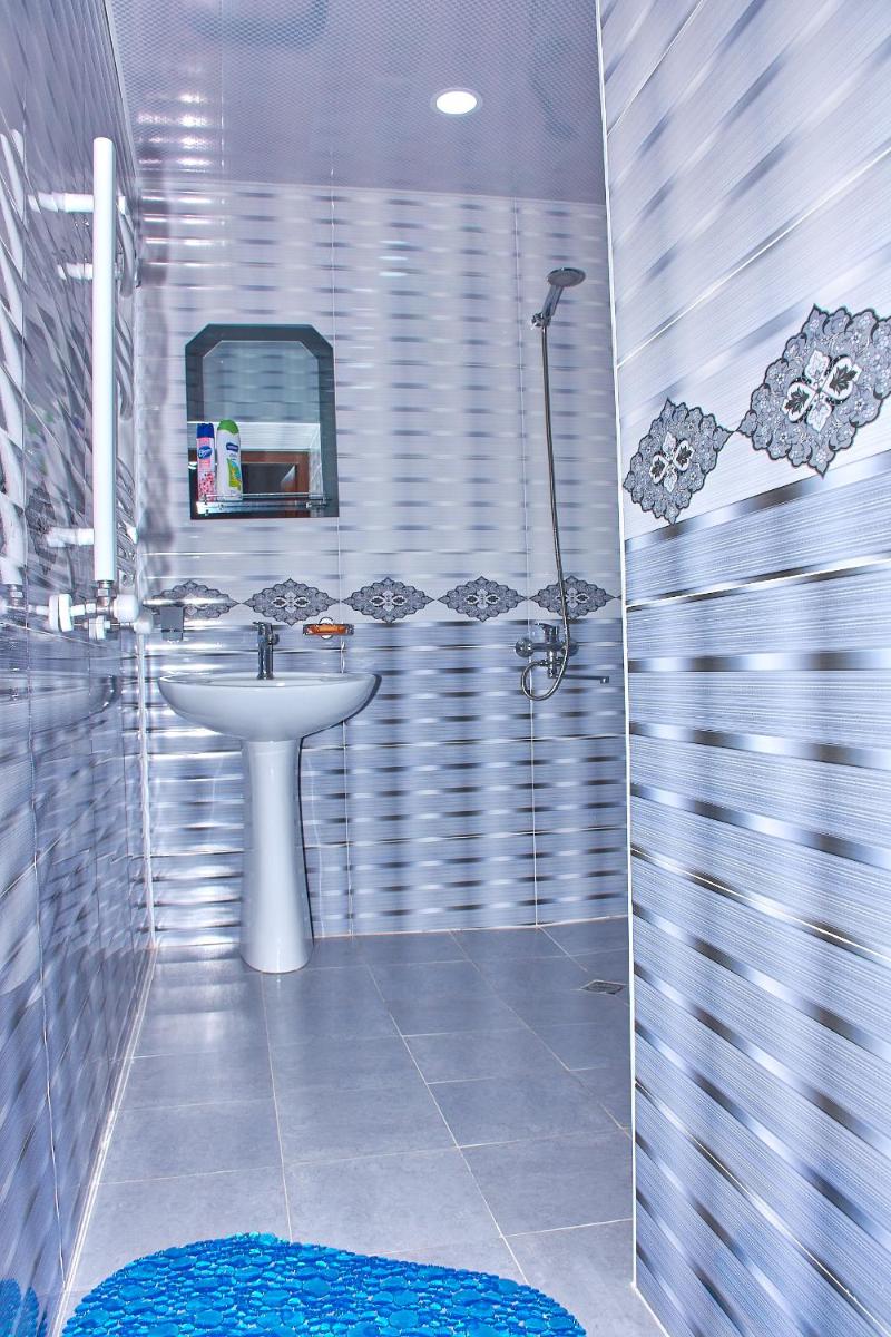 Comfort Triple Room with Shower photo 2