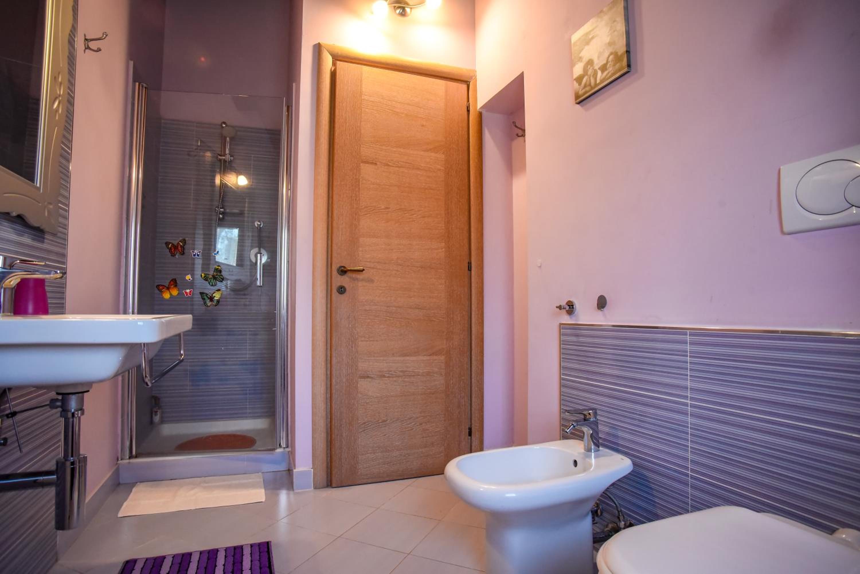 Double or Twin Room with Private External Bathroom photo 2