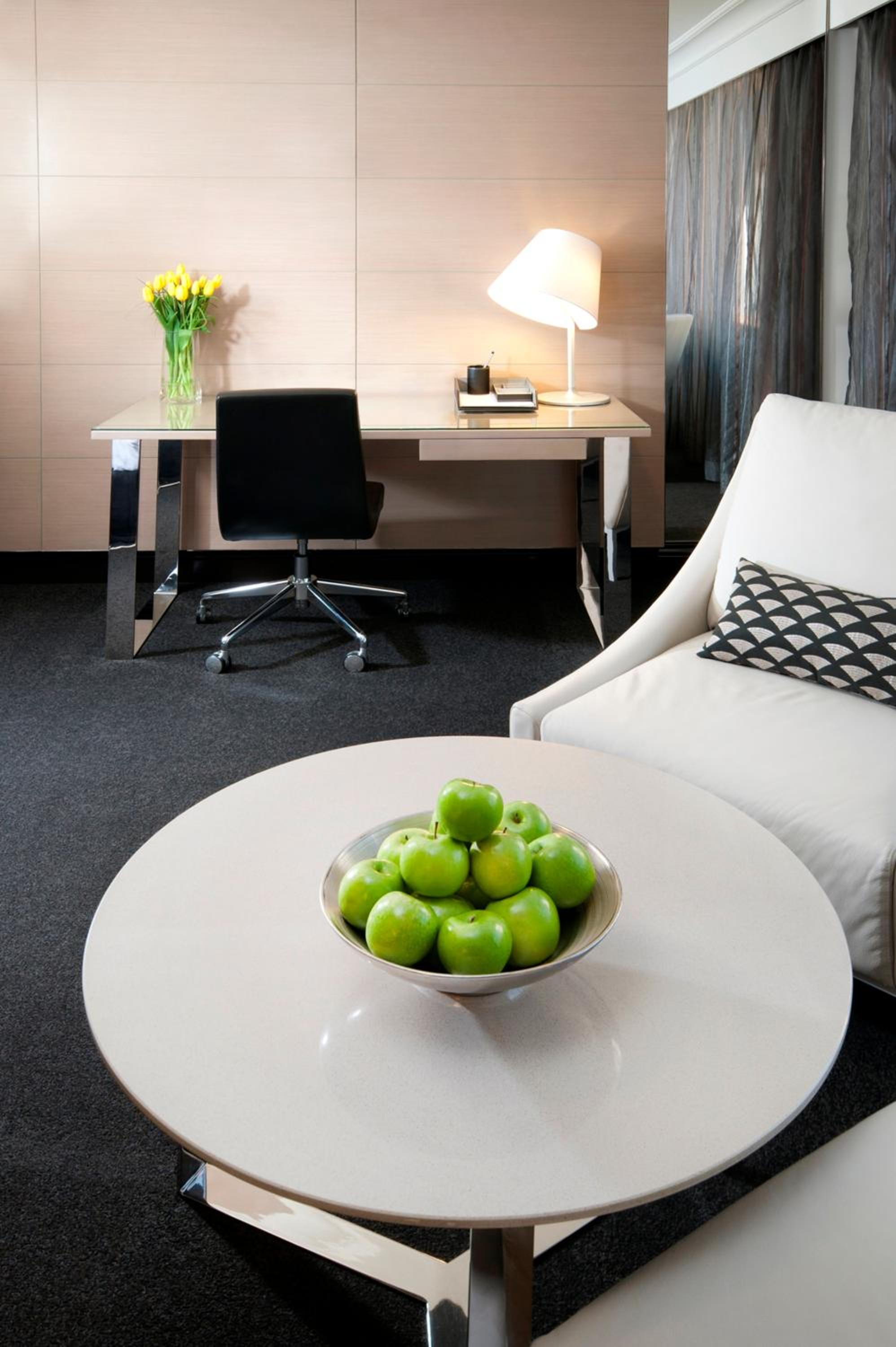 Deluxe King Room with Balcony - Photo 2