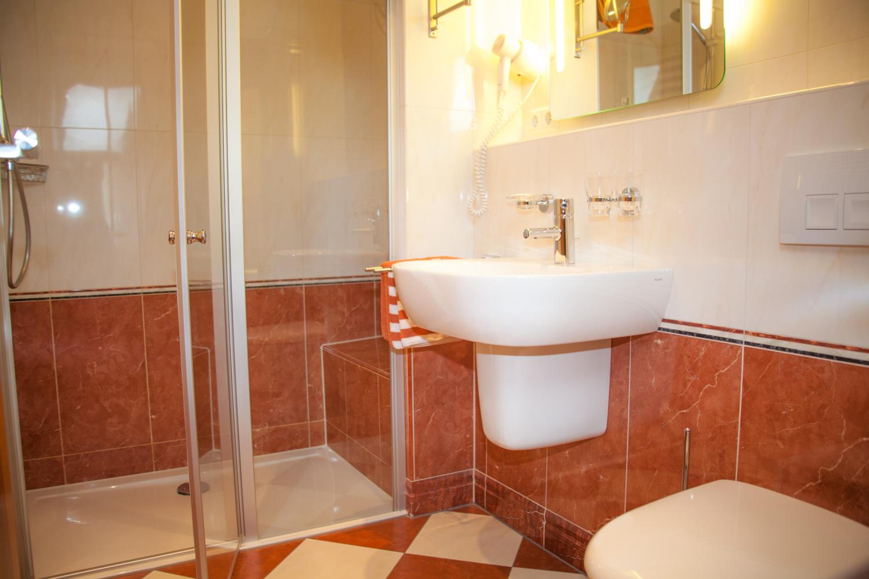 Large Double Room photo 3