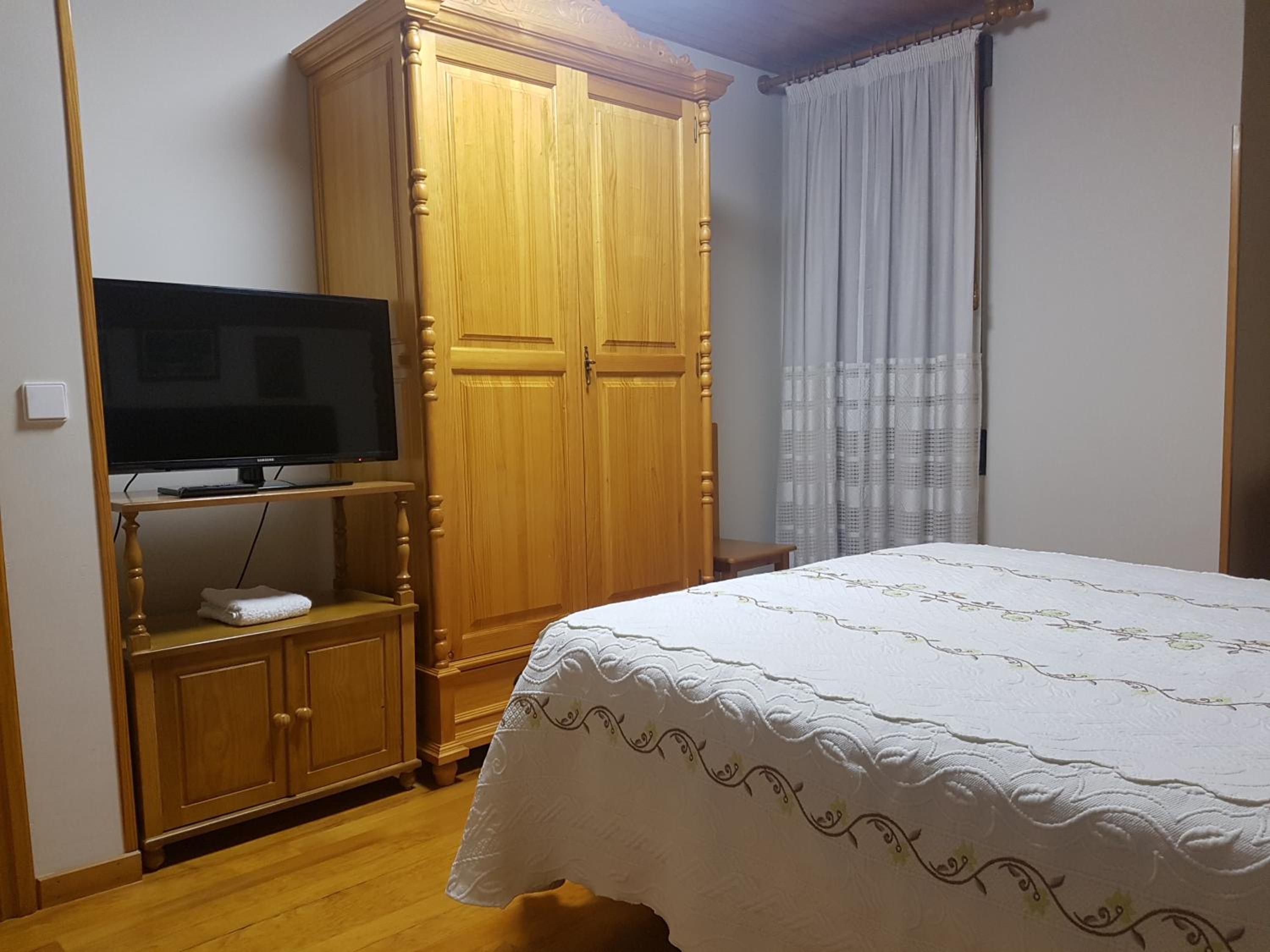 Double Room with Private Bathroom photo 3